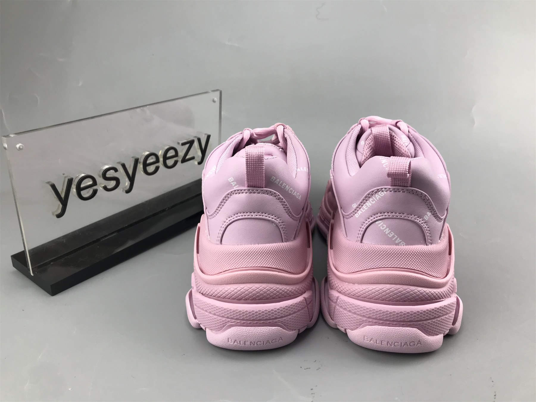 UA TRIPLE S SNEAKER GODDESS POWDER