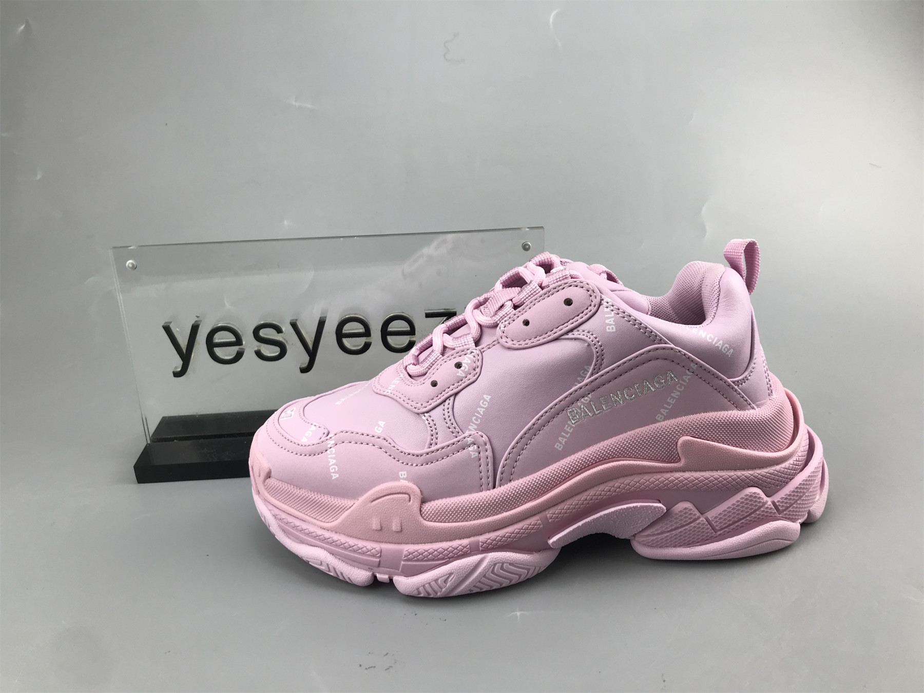 UA TRIPLE S SNEAKER GODDESS POWDER