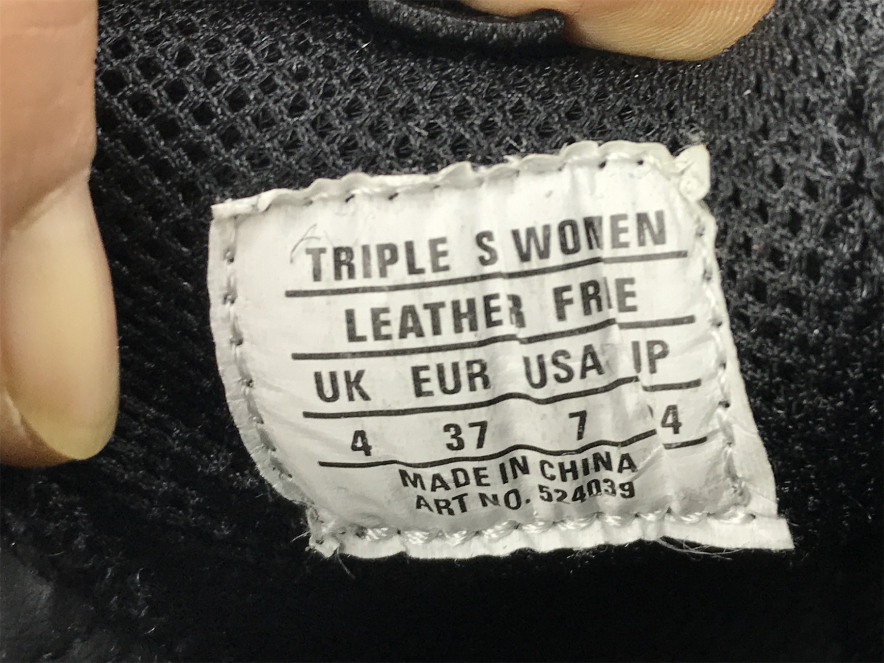 ua triple s clear sole white G003e yellow