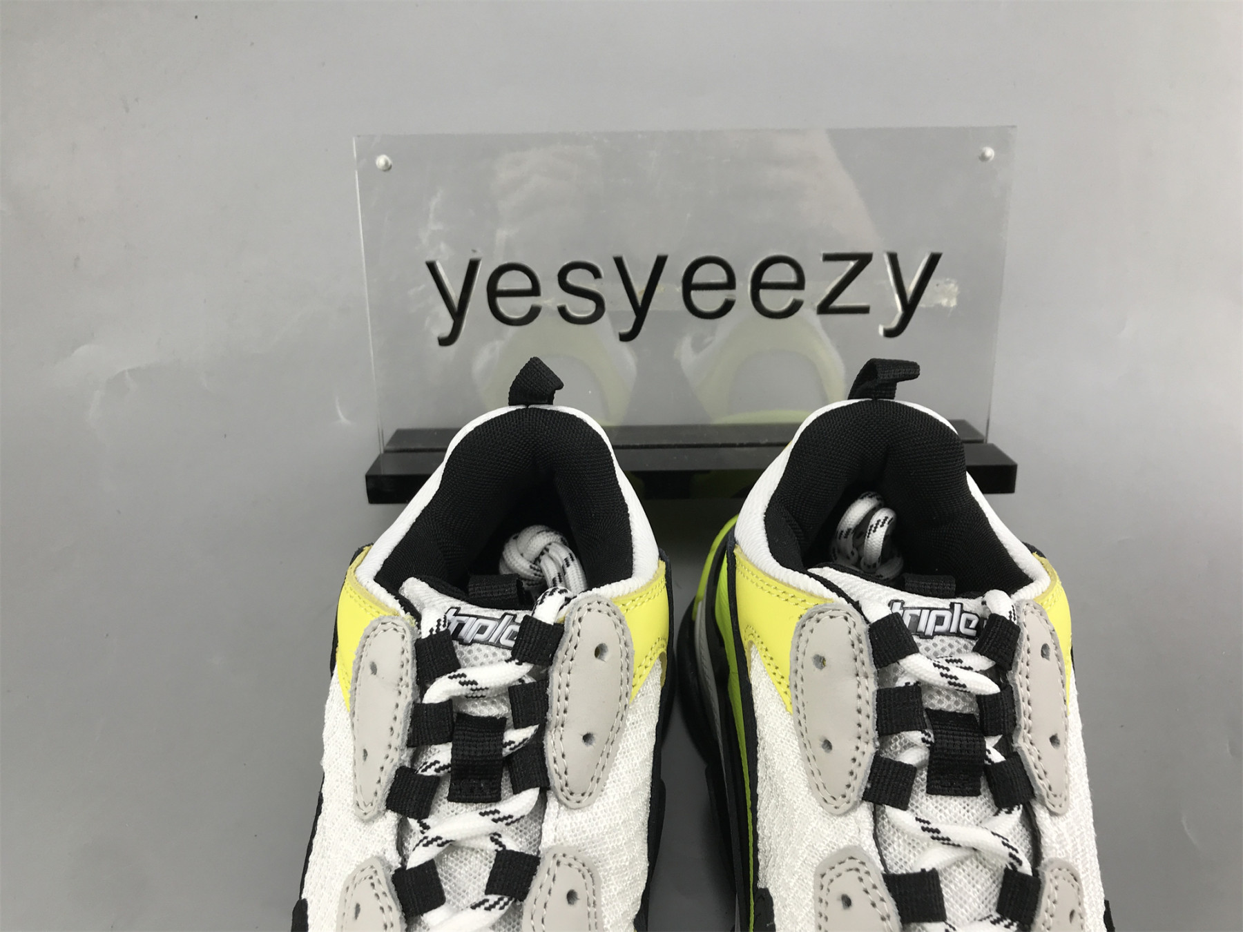 ua triple s clear sole white G003e yellow