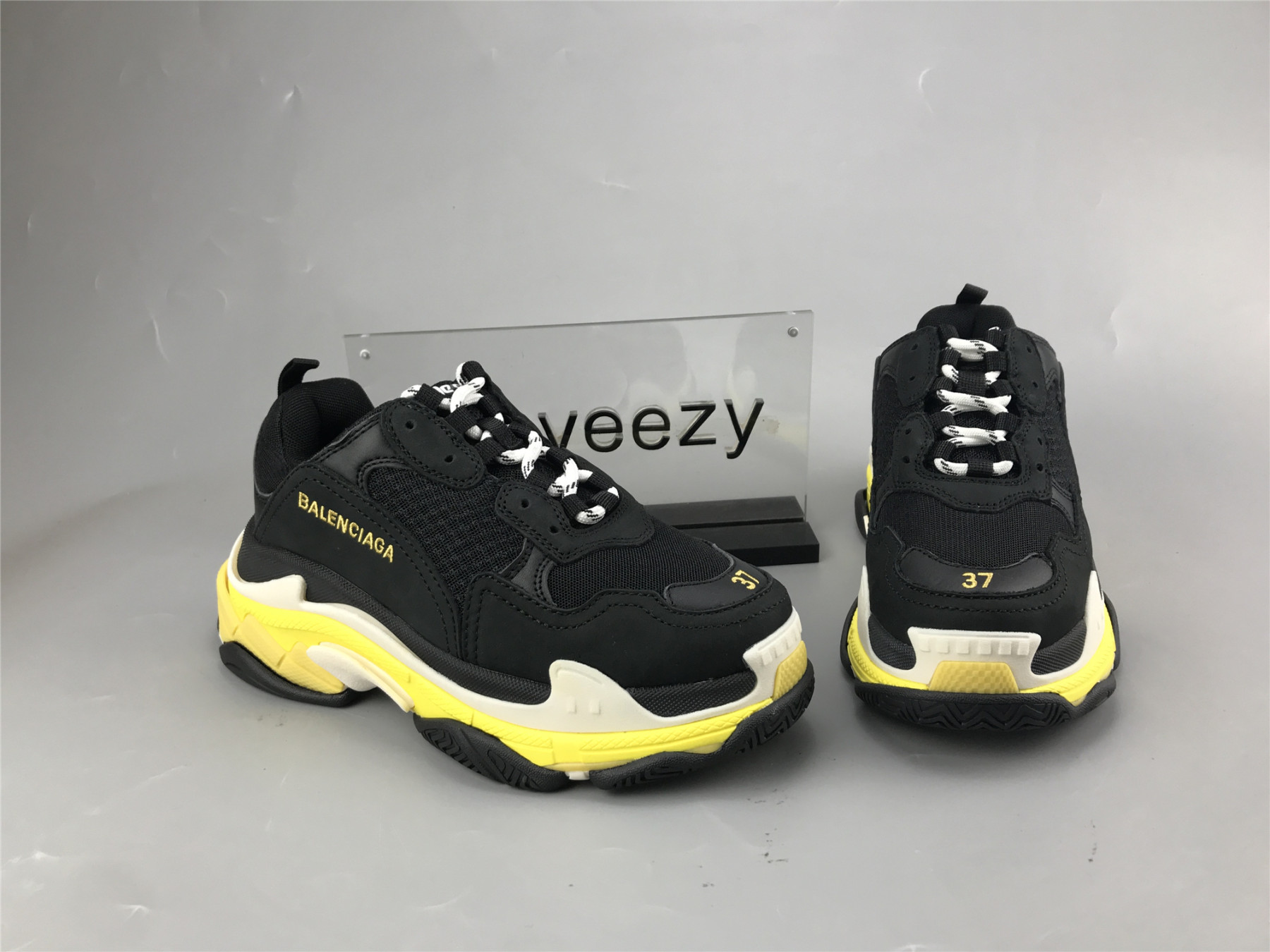 UA TRIPLE S CLEAR SOLE BLACK YELLOW
