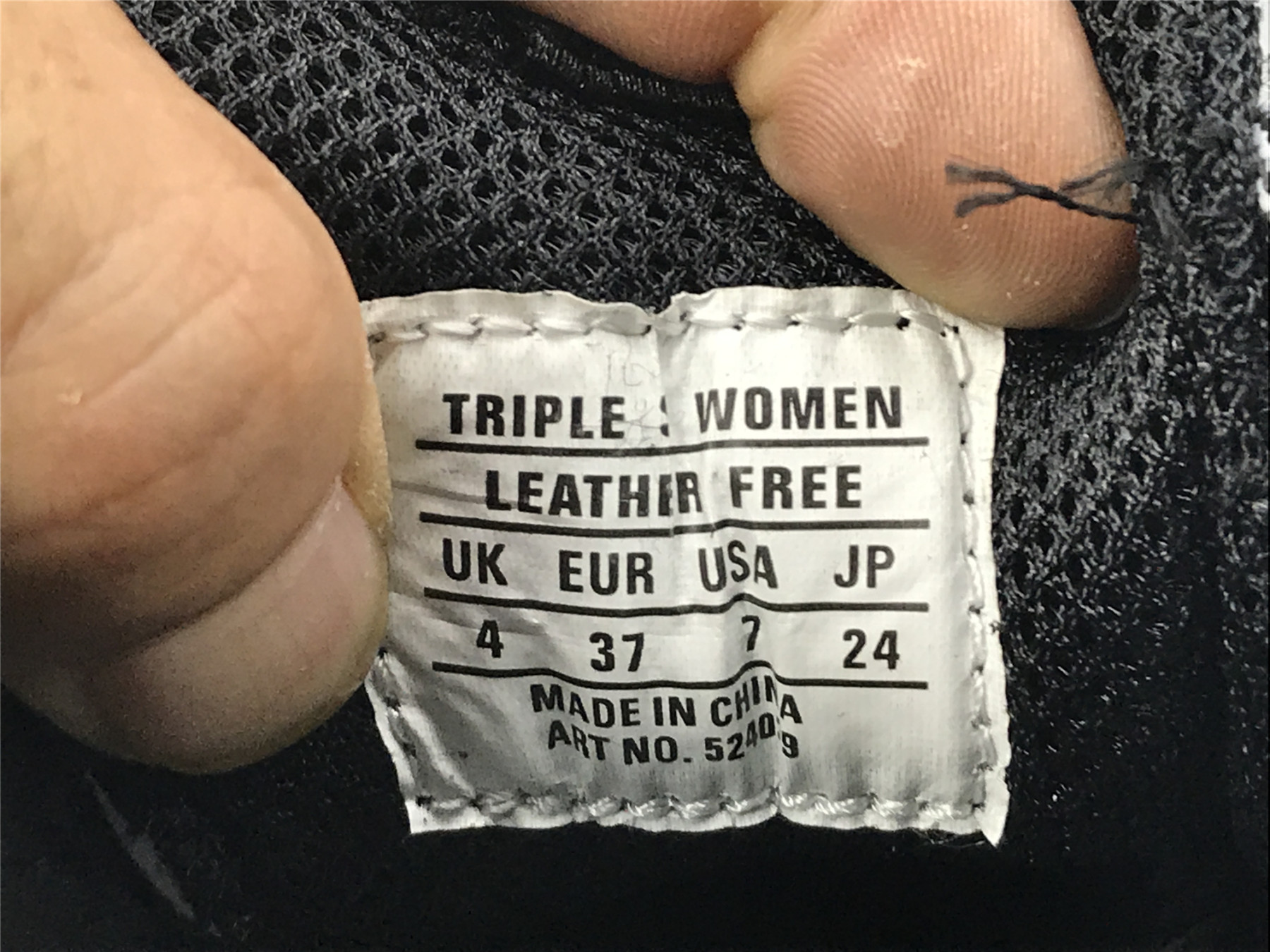 UA TRIPLE S CLEAR SOLE BLACK YELLOW
