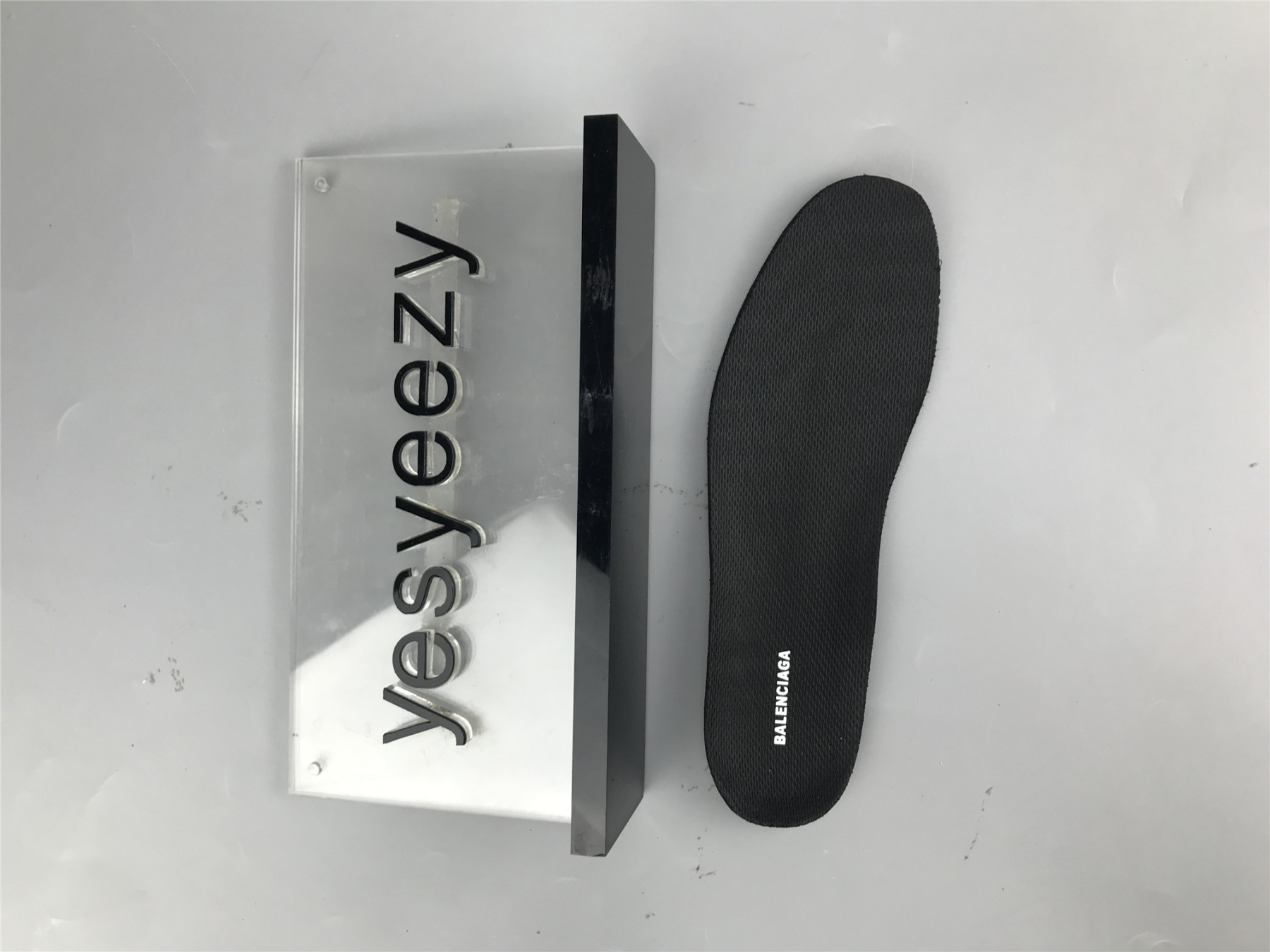 UA TRIPLE S SNEAKER GREY DARK GRAY BLACK