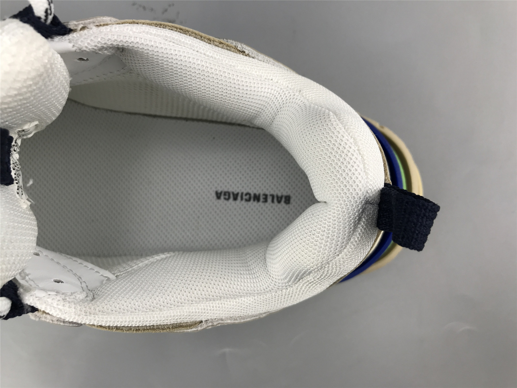 UA TRIPLE S CLEAR SOLE WHITE DK.BLUE