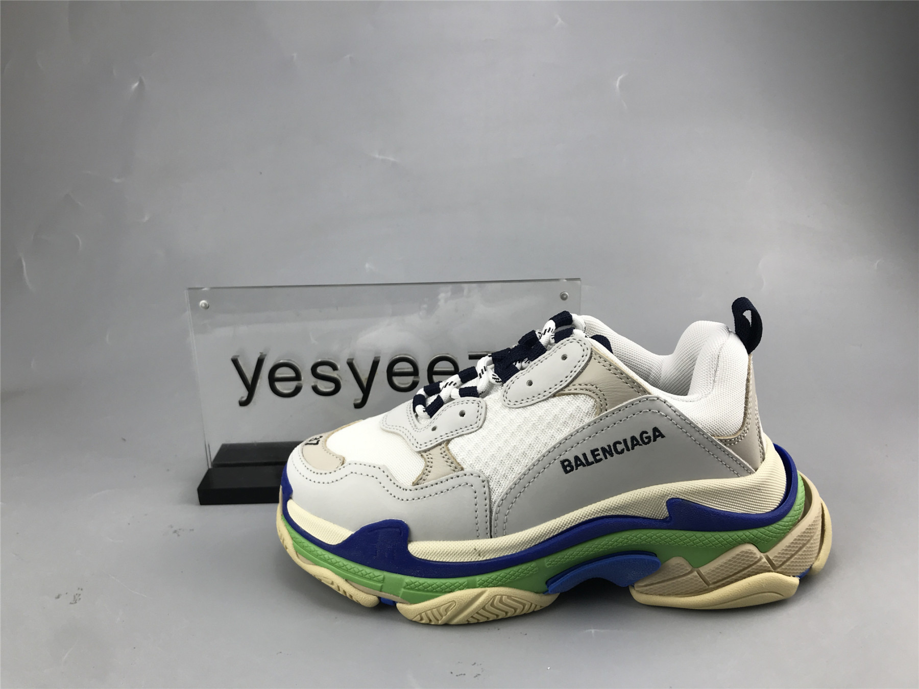 UA TRIPLE S CLEAR SOLE WHITE DK.BLUE