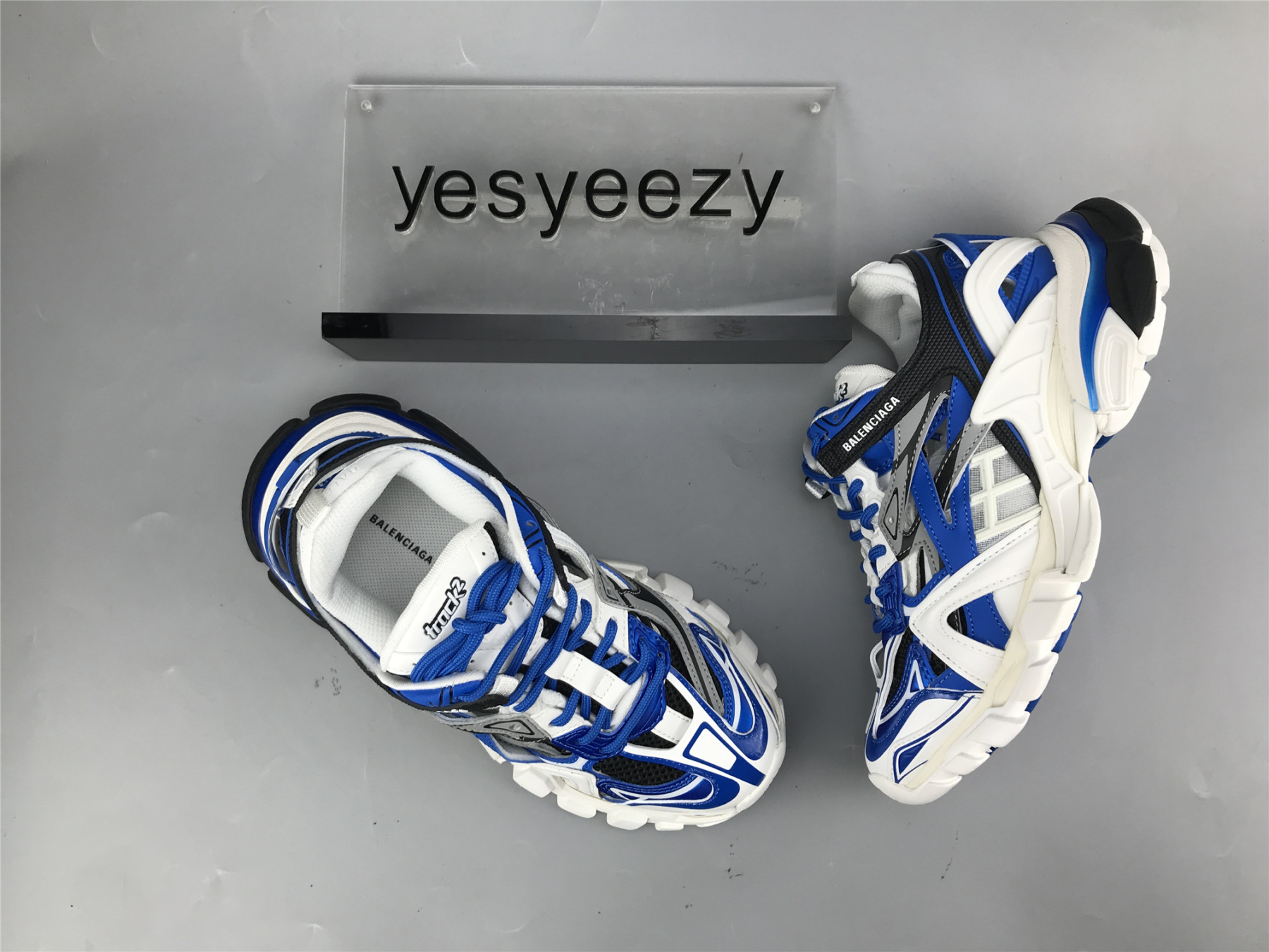 UA TRACK 2 OPEN SNEAKER WHITE ROYAL