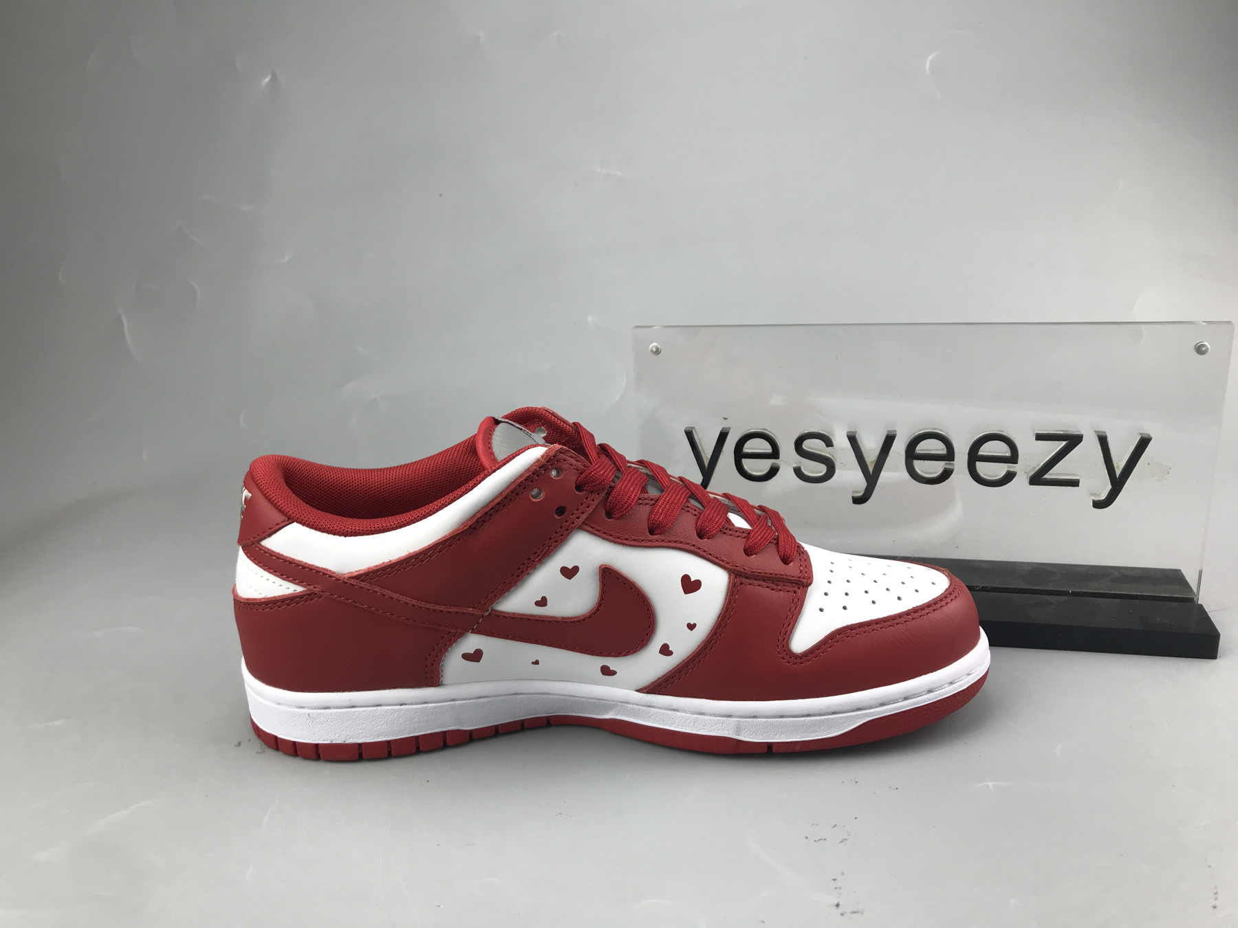 UA NIKE DUNK LOW SP 