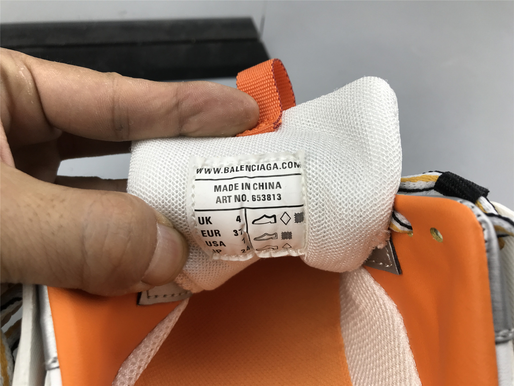 UA TRACK MULE WHITE ORANGE
