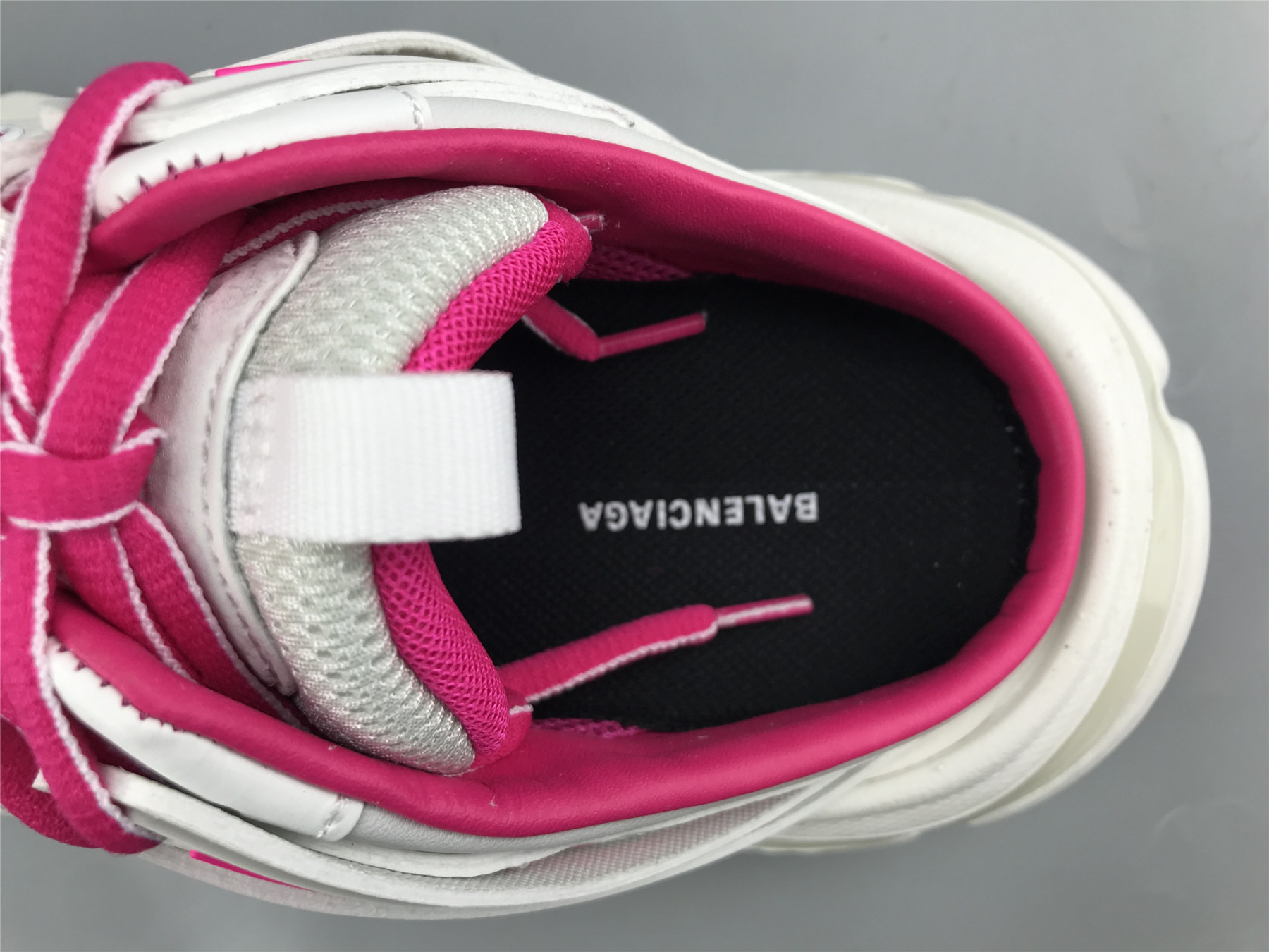 UA TRACK MULE WHITE ROSE RED