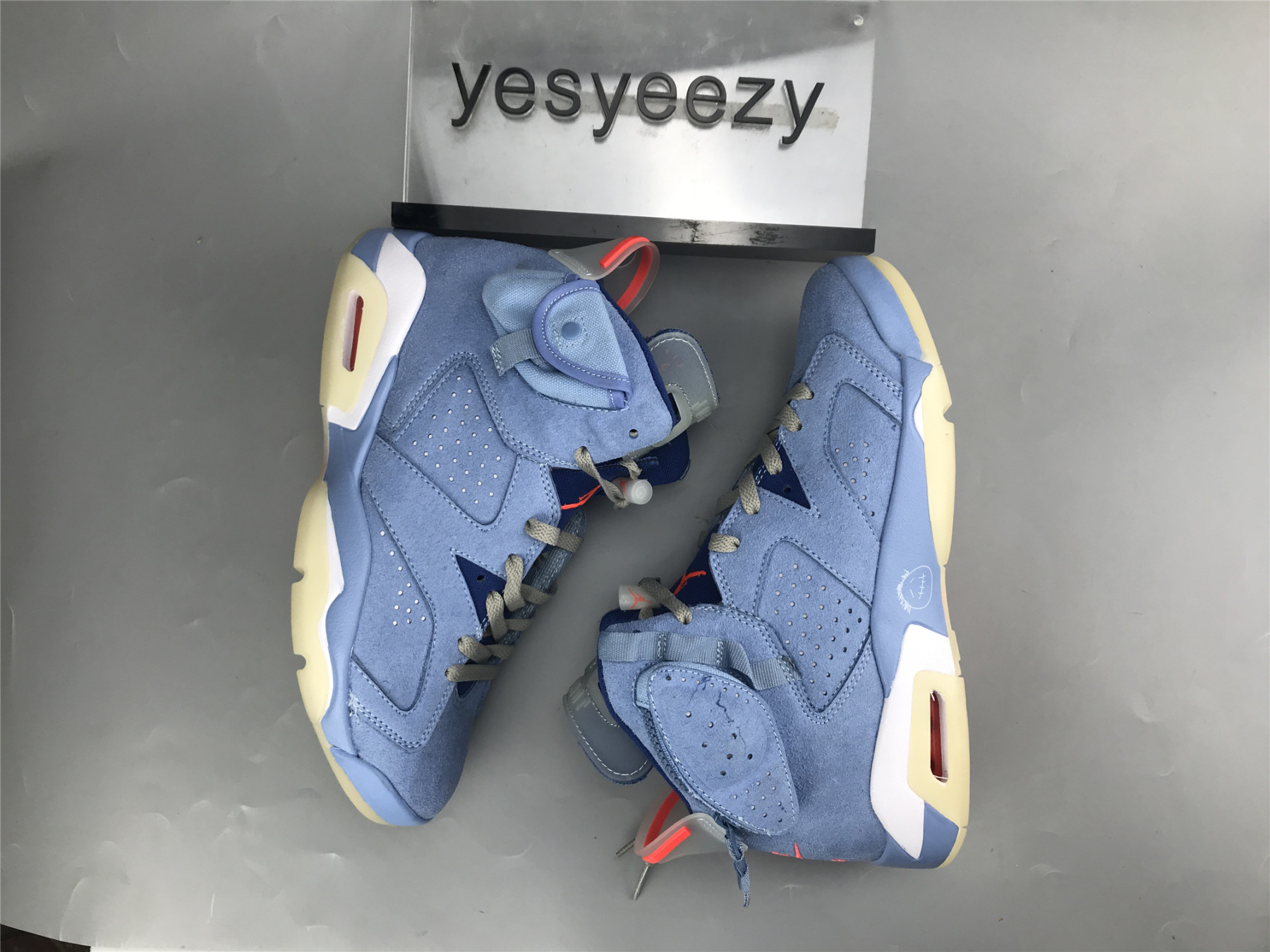 ua air jordan 6 N0r*h carolina blue