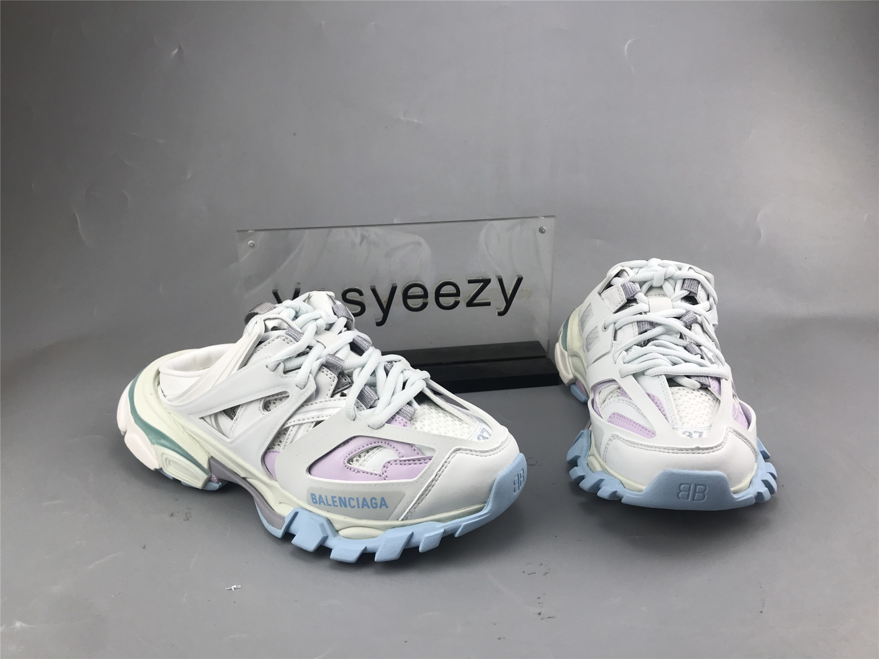 UA TRACK MULE PASTEL