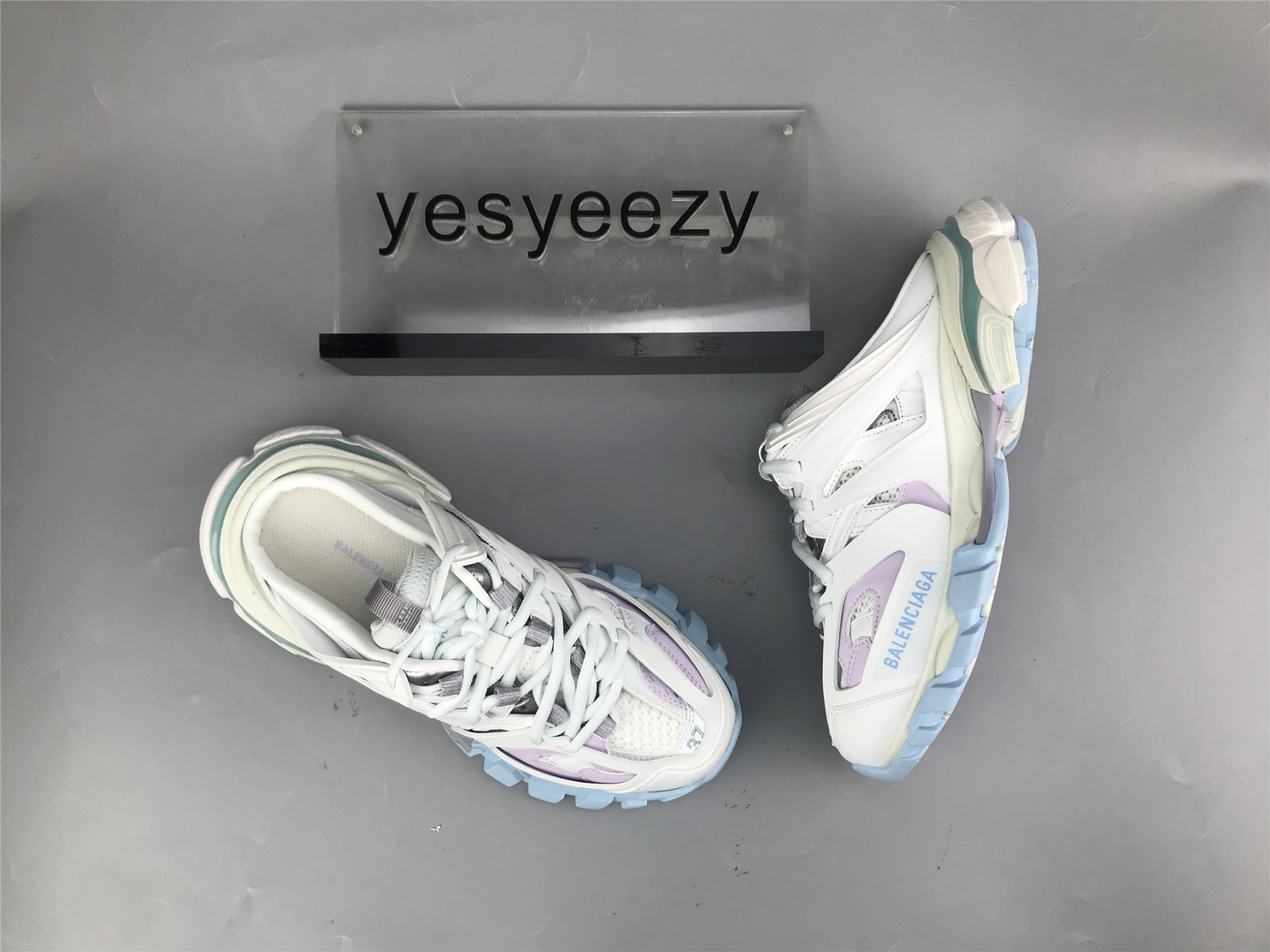 UA TRACK MULE PASTEL