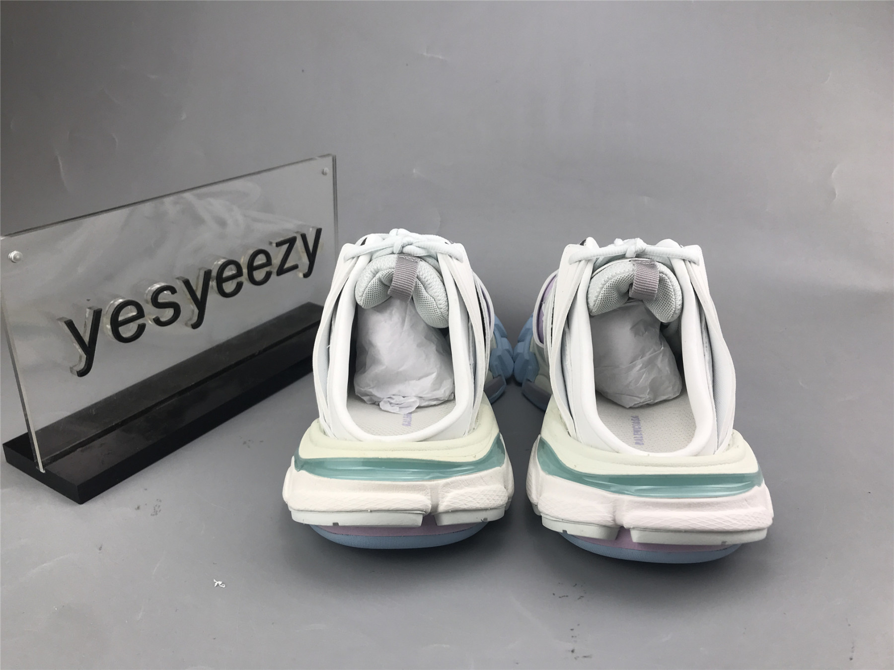 UA TRACK MULE PASTEL