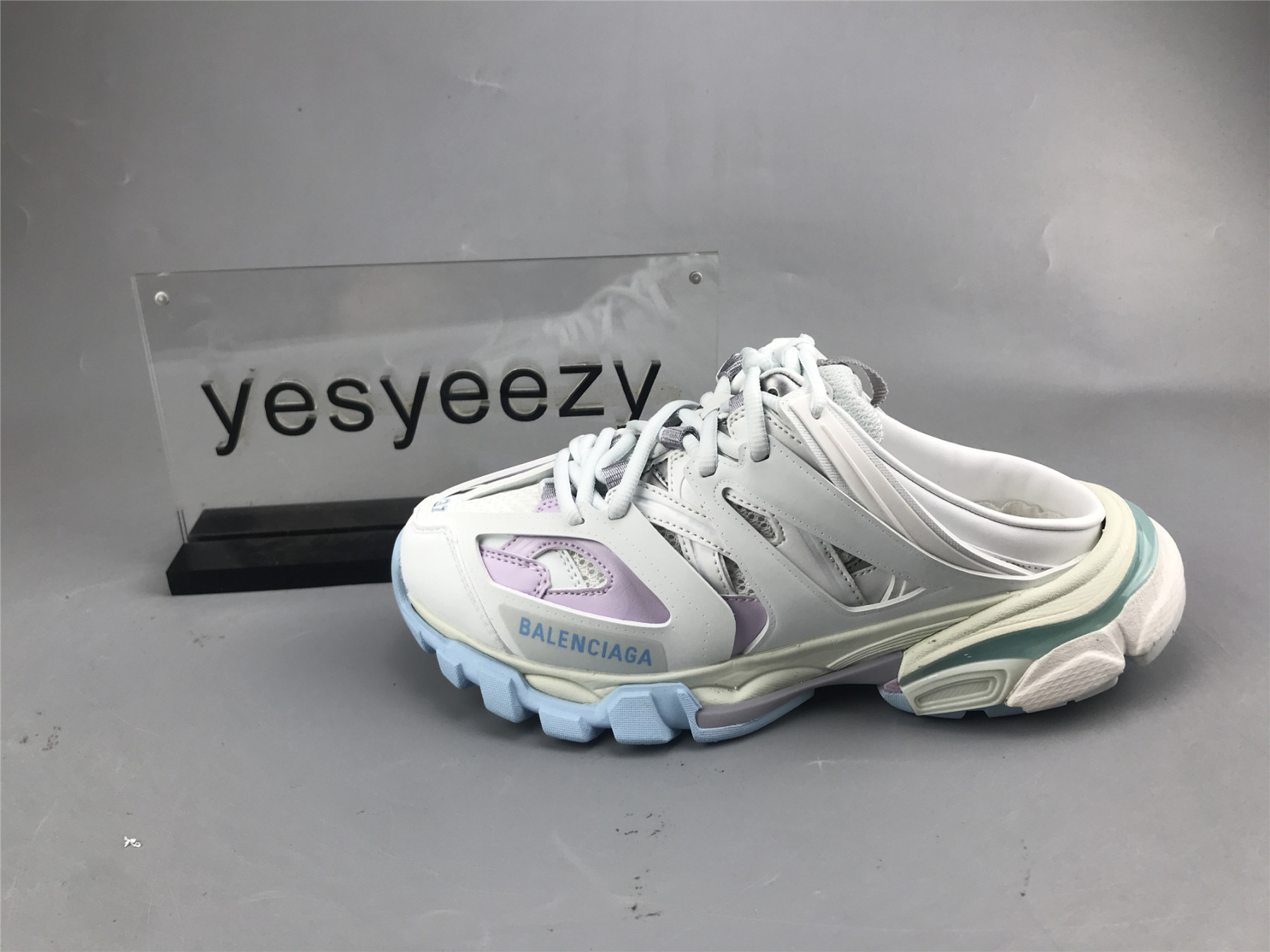 UA TRACK MULE PASTEL