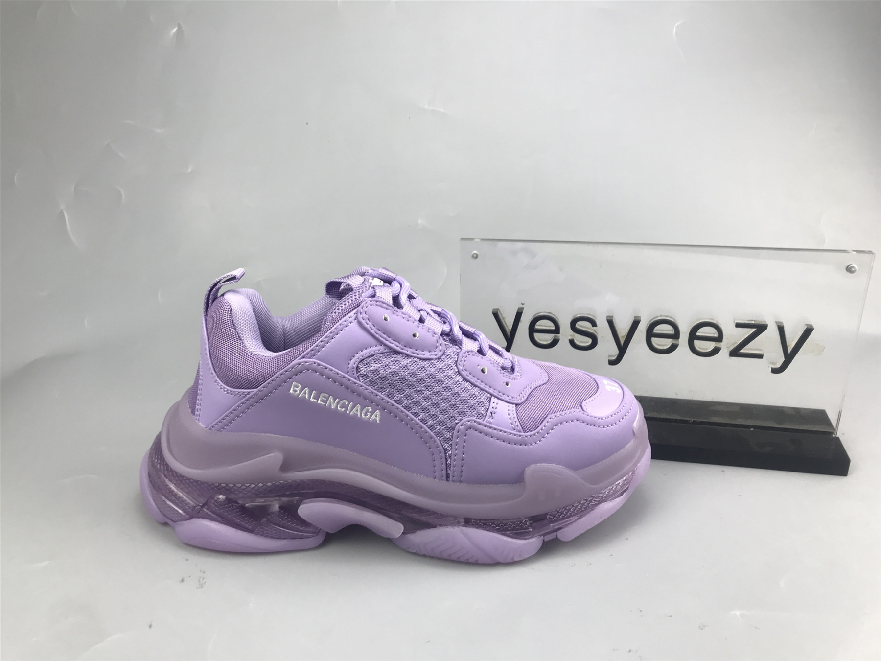UA TRIPLE S CLEAR SOLE LIGHT LILAC WHITE