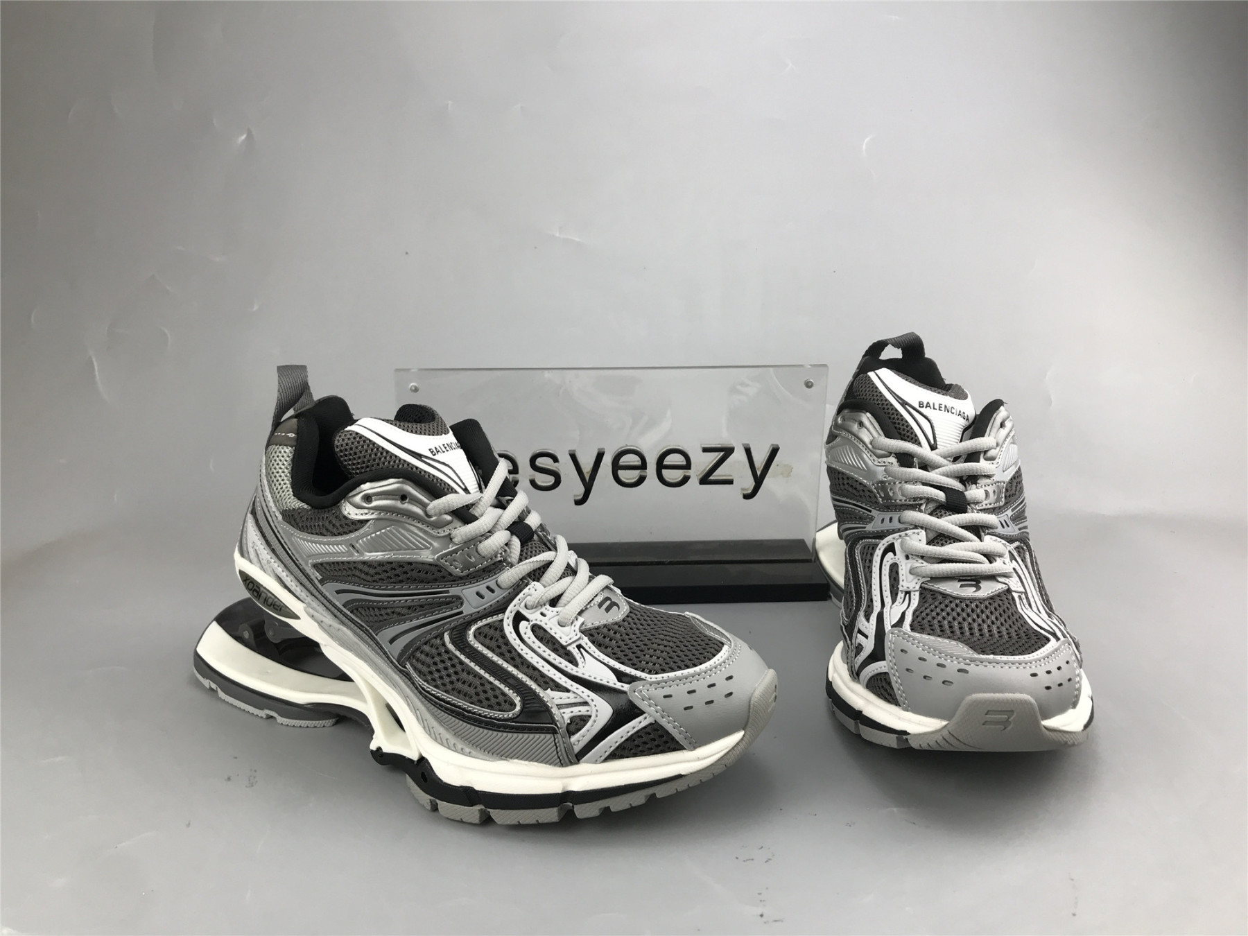 UA X-PANDER GRAY