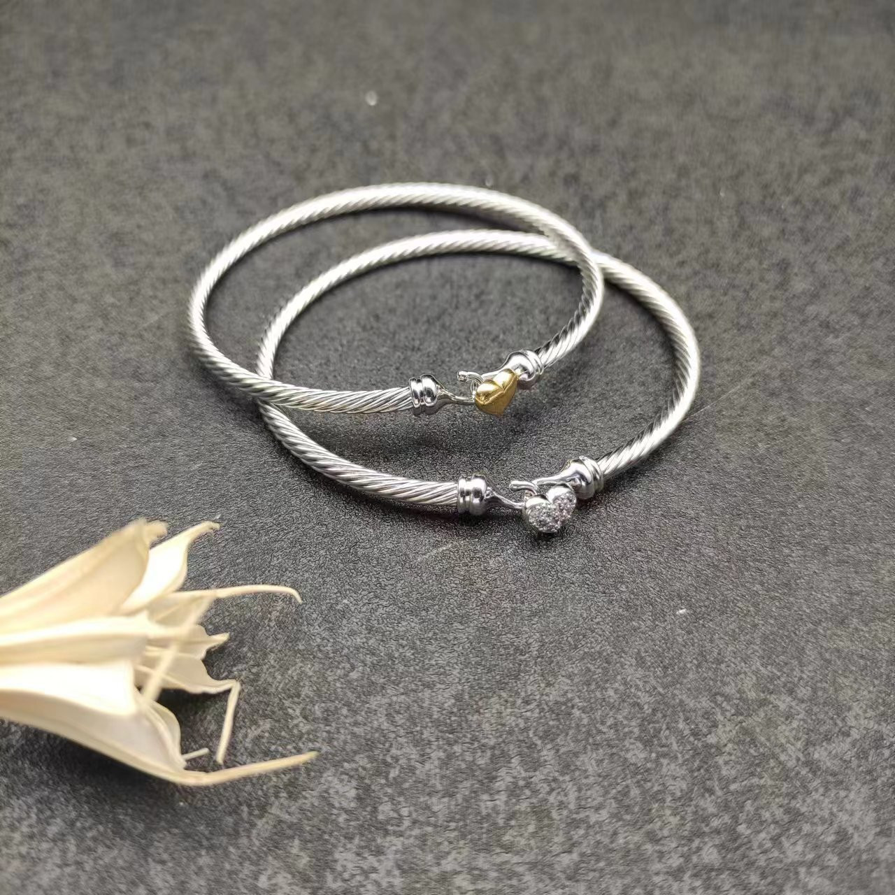 dau1d Yvrm*n 3mm hook bracelet(wrist circumference 15-18cm)