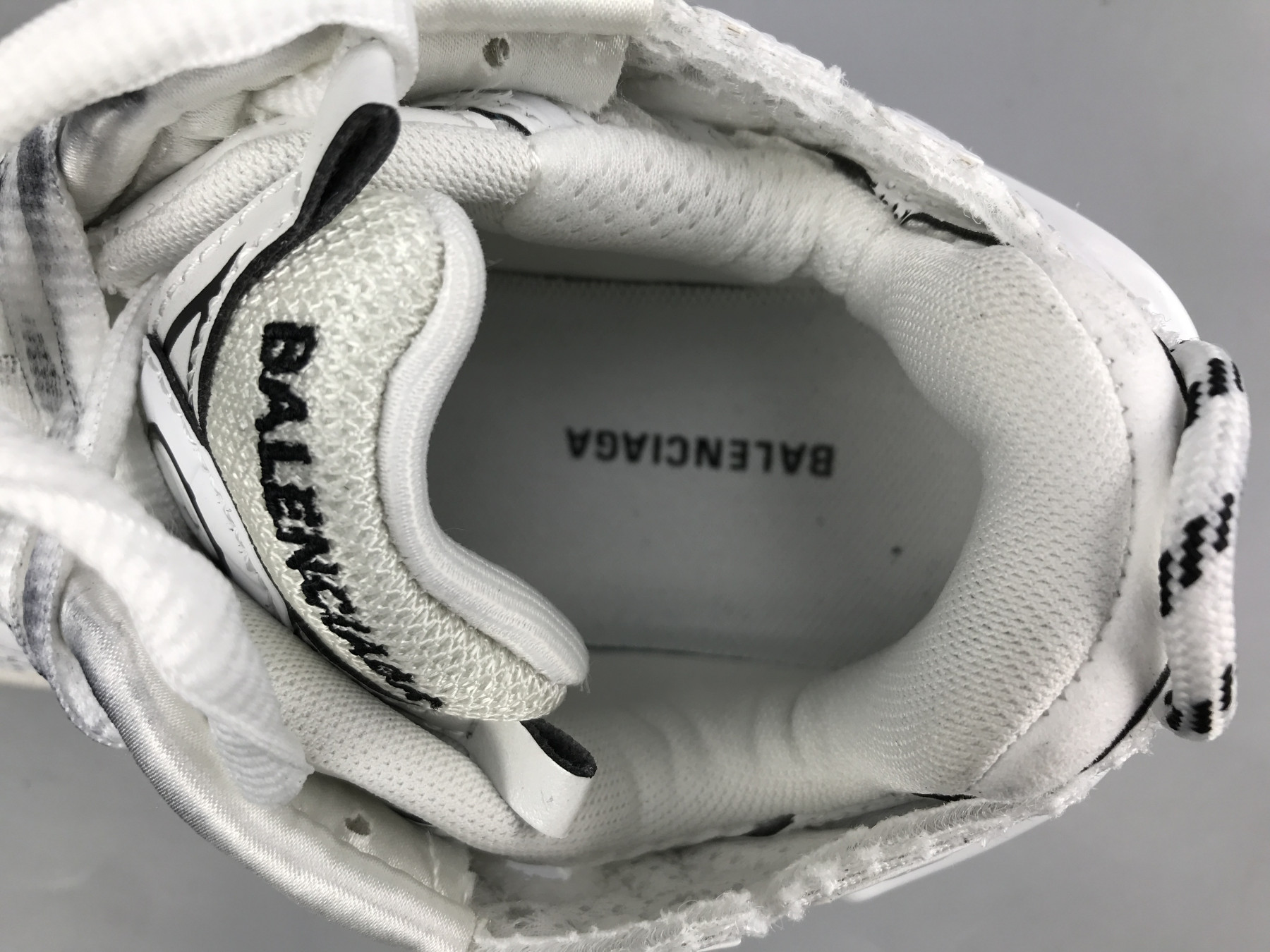 UA RUNNER WHITE