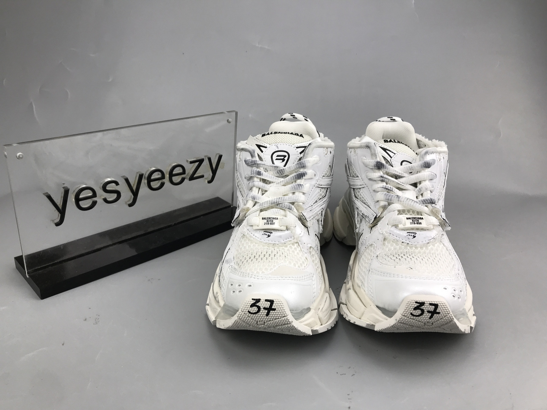 UA RUNNER WHITE