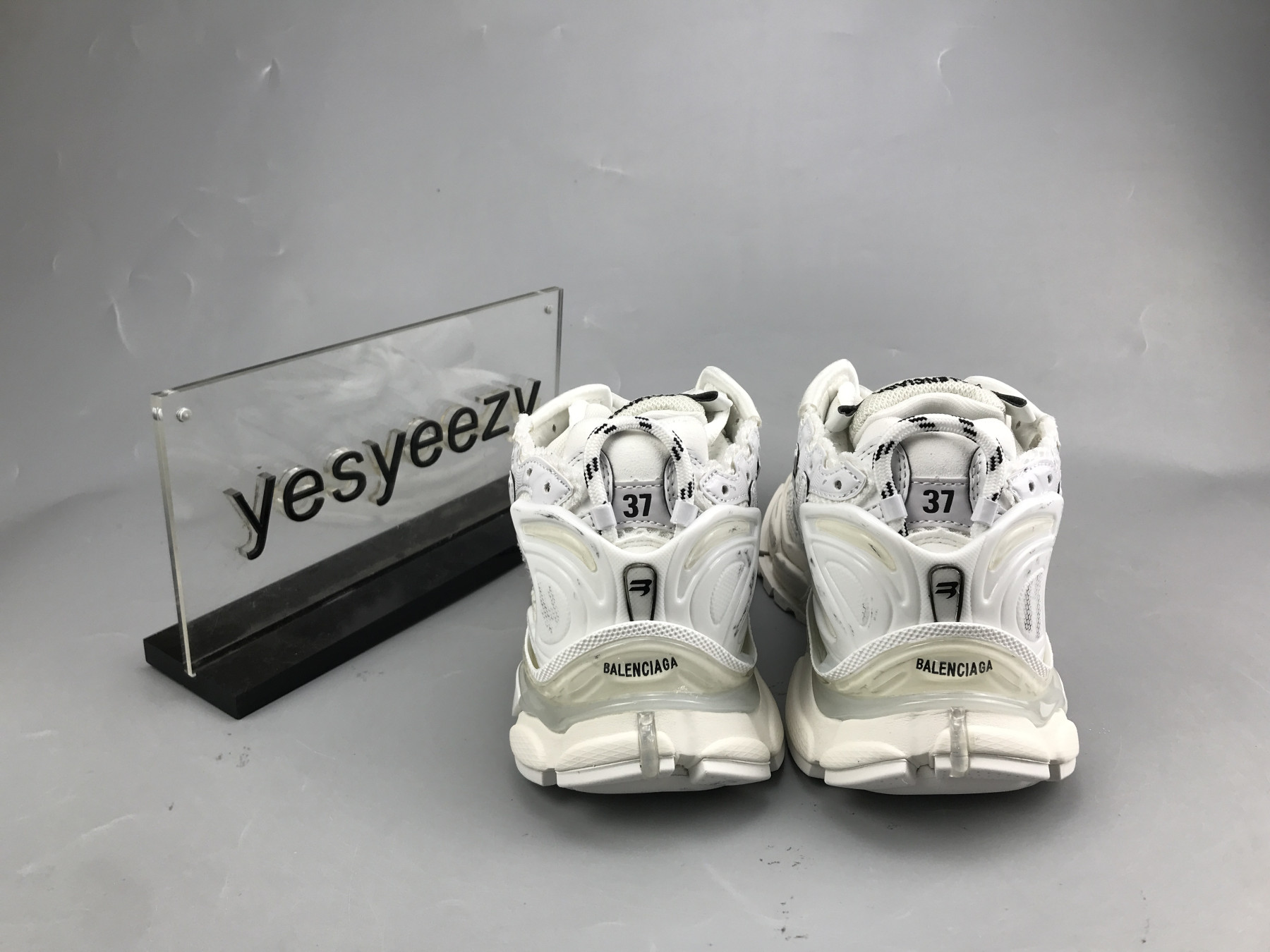 UA RUNNER WHITE