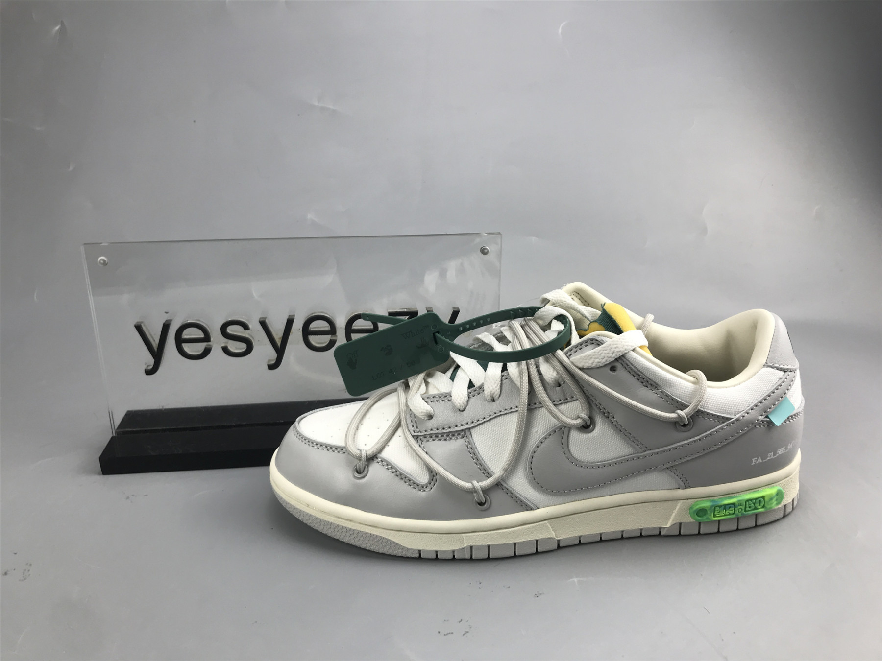 UA NIKE OFF-WHITE X DUNK LOW 