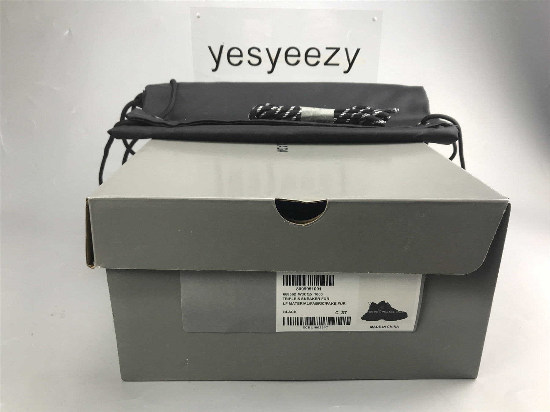 UA TRIPLE S SNEAKER FUR BLACK
