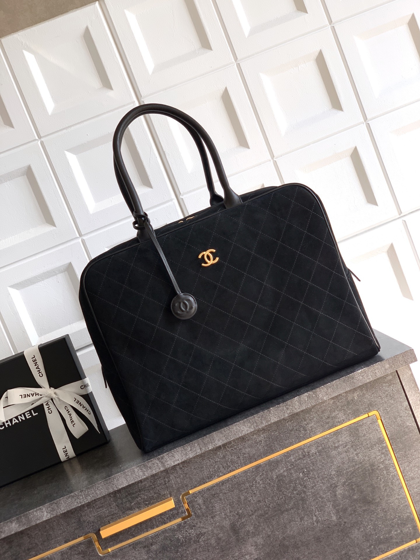 Ch**el maxi bowling bag as6212 42x32x21cm