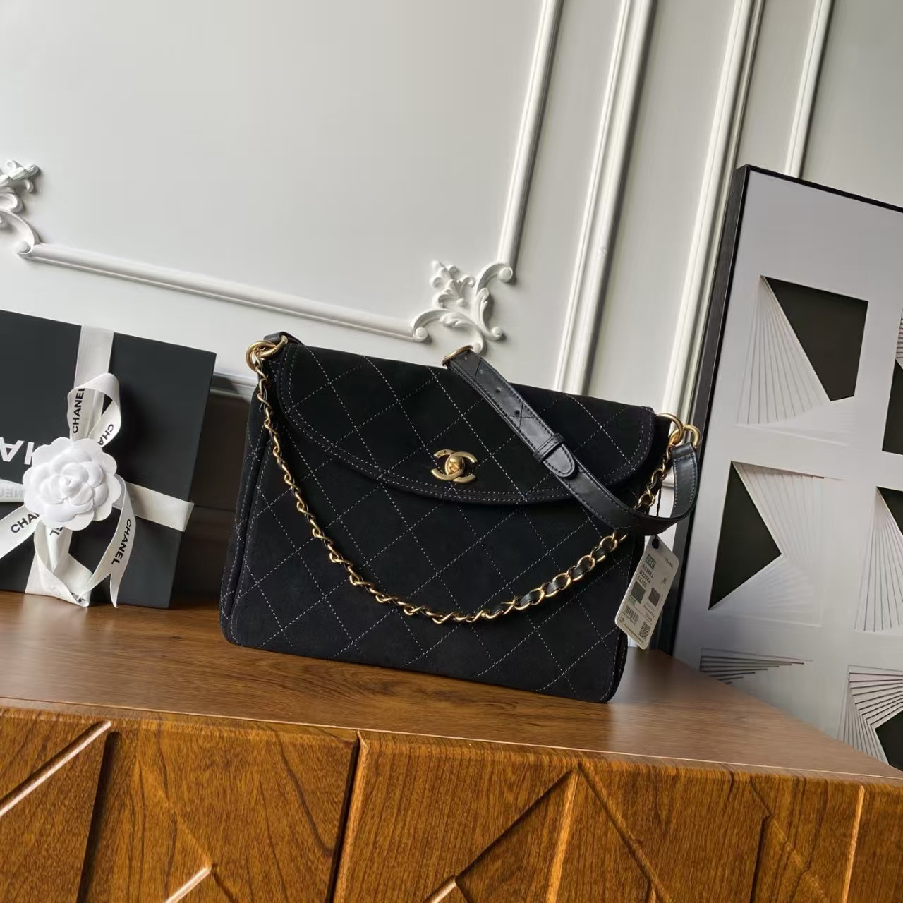 Ch**el Suede Handbag 24x30x8cm