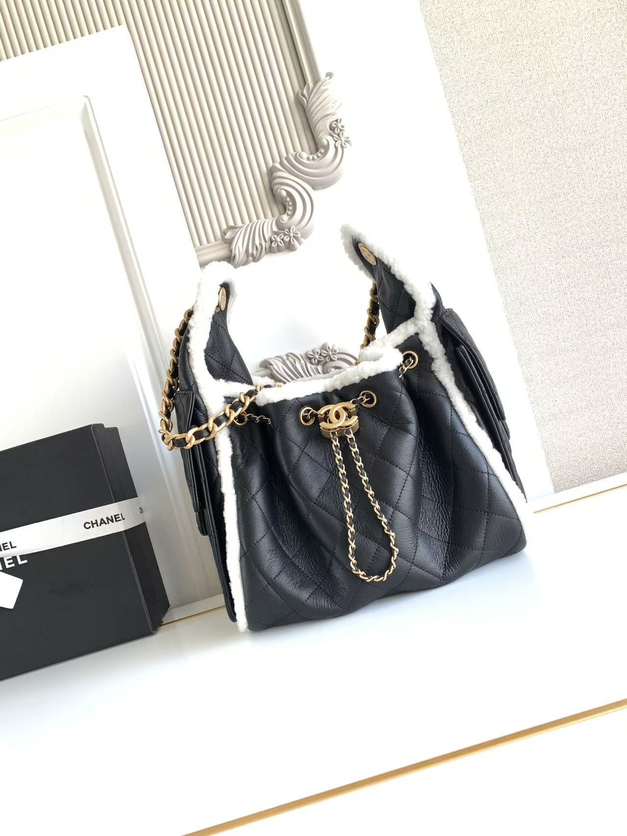 Ch**el 25c bucket bag 30x26x14cm
