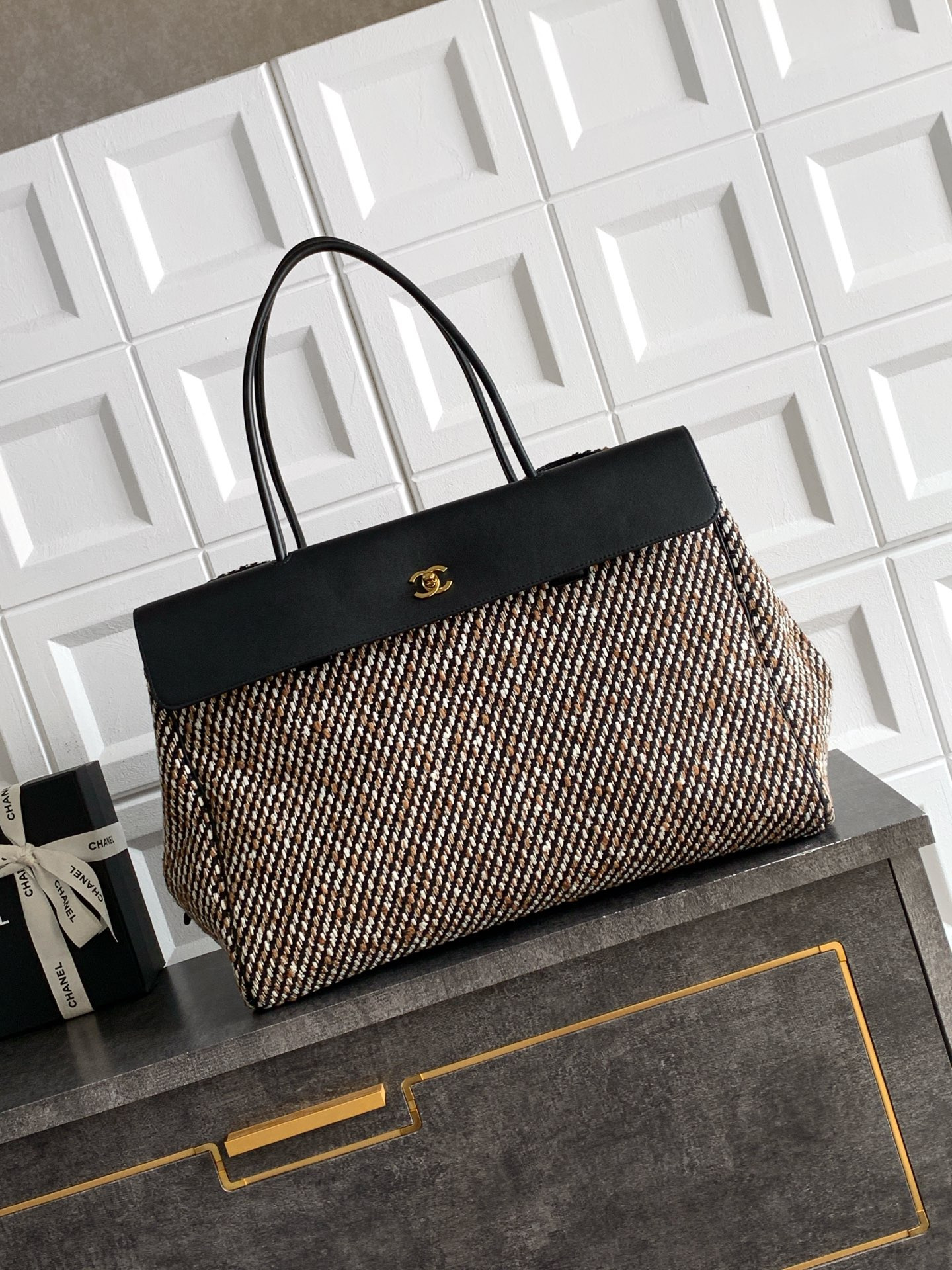 Ch**el large tote as6289 33x43x17.5cm