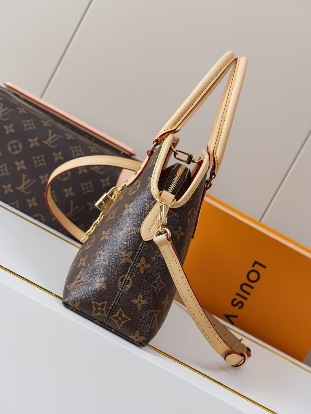 l0vis Vvtt0n monogram ever more pm handbag m15208 35x21x12cm