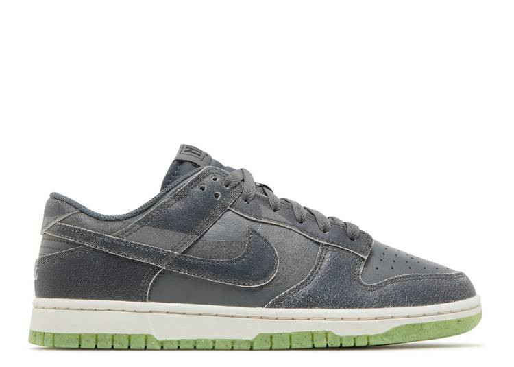 UA NIKE DUNK LOW SE 'HALLOWEEN - CAULDRON'