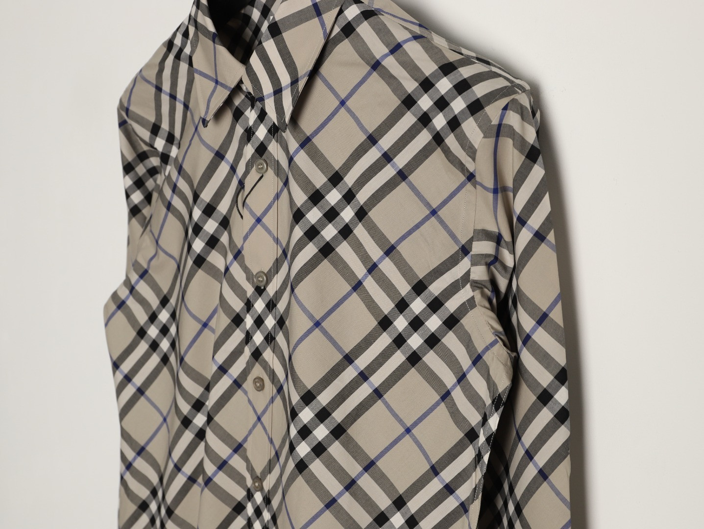 Bv*b*rry long-sleeved shirts