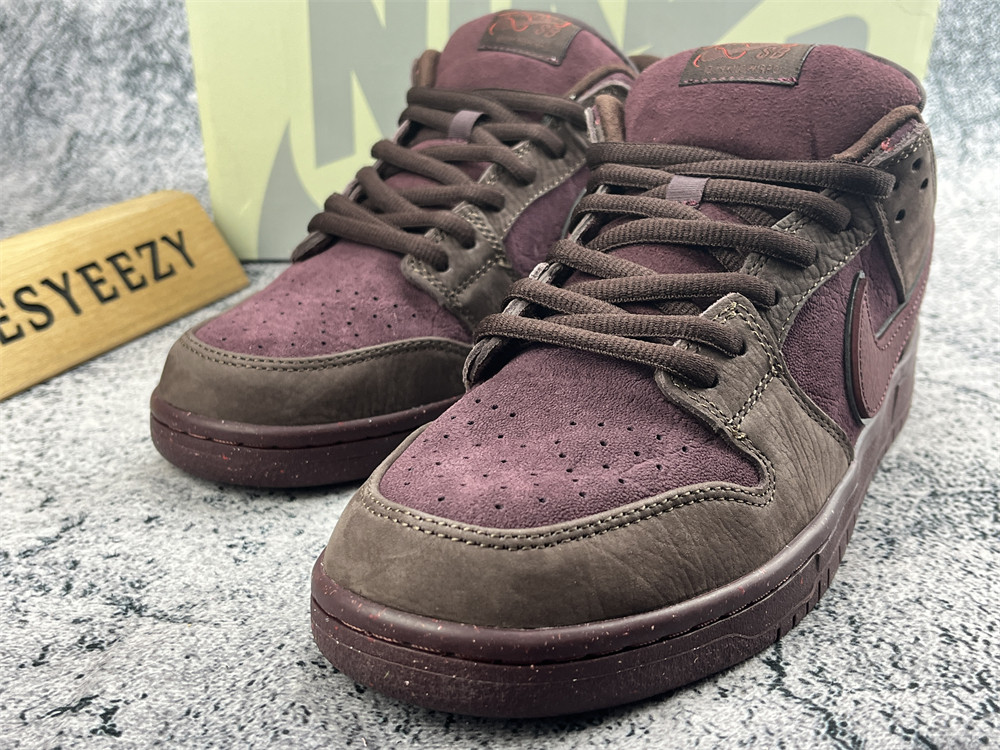 ua dunk low preM1vm sb 