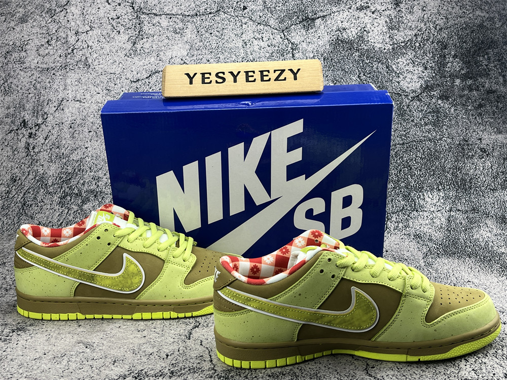 UA DUNK LOW GREEN