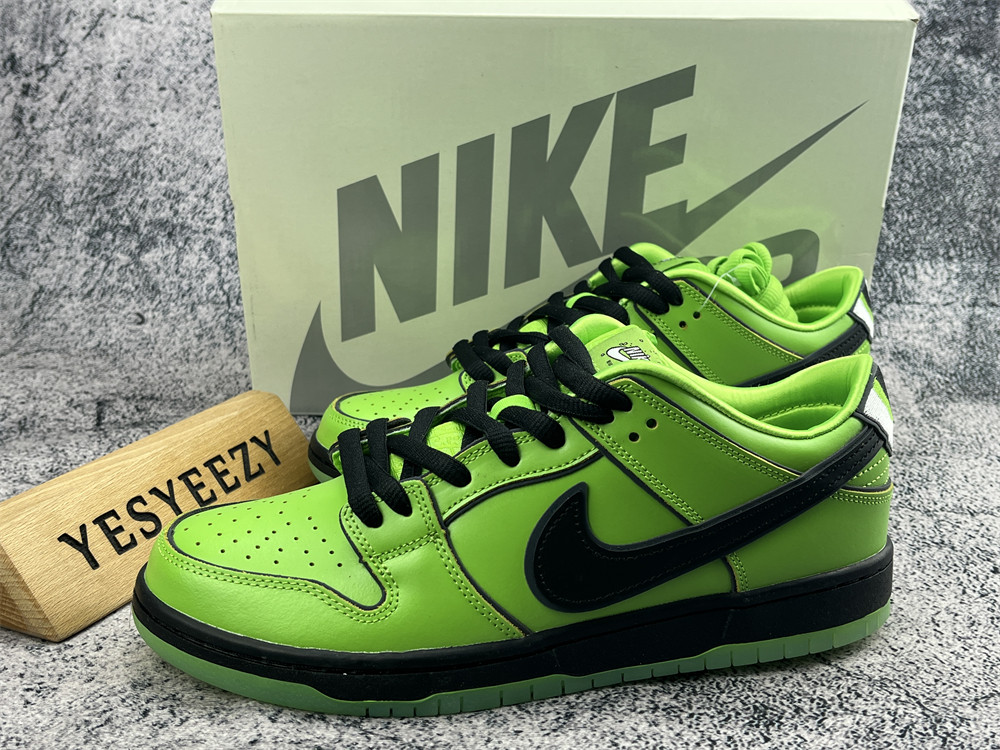 UA NIKE THE POWERPUFF GIRLS X DUNK LOW PRO SB QS 
