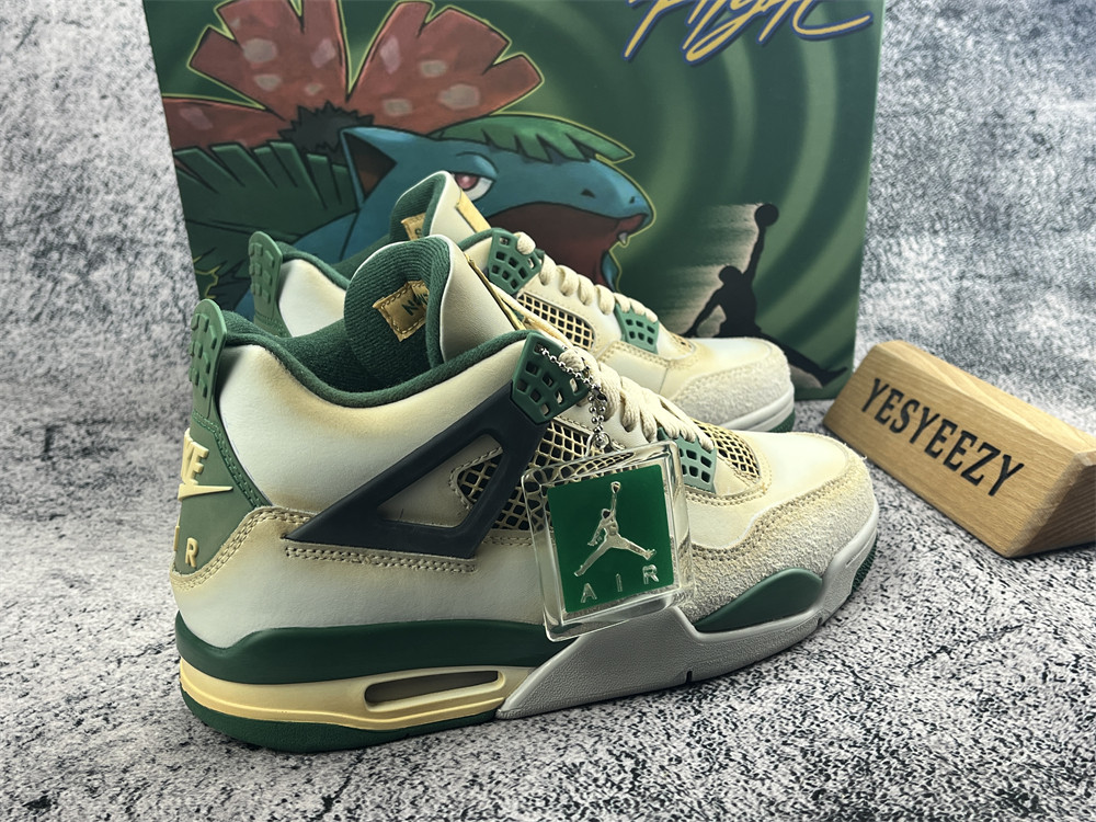 UA WMNS AIR JORDAN 4 2024