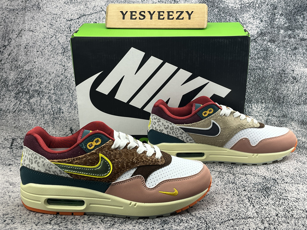 UA Nike Air Max 1 '87 Luxe University of Oregon PE