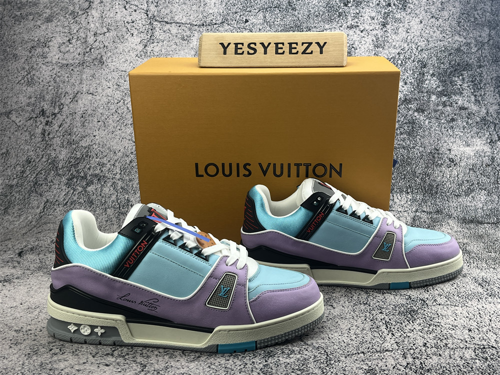 UA LV Trainer Sneaker