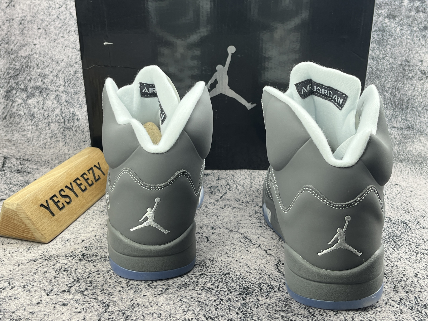 UA Jordan 5 Retro