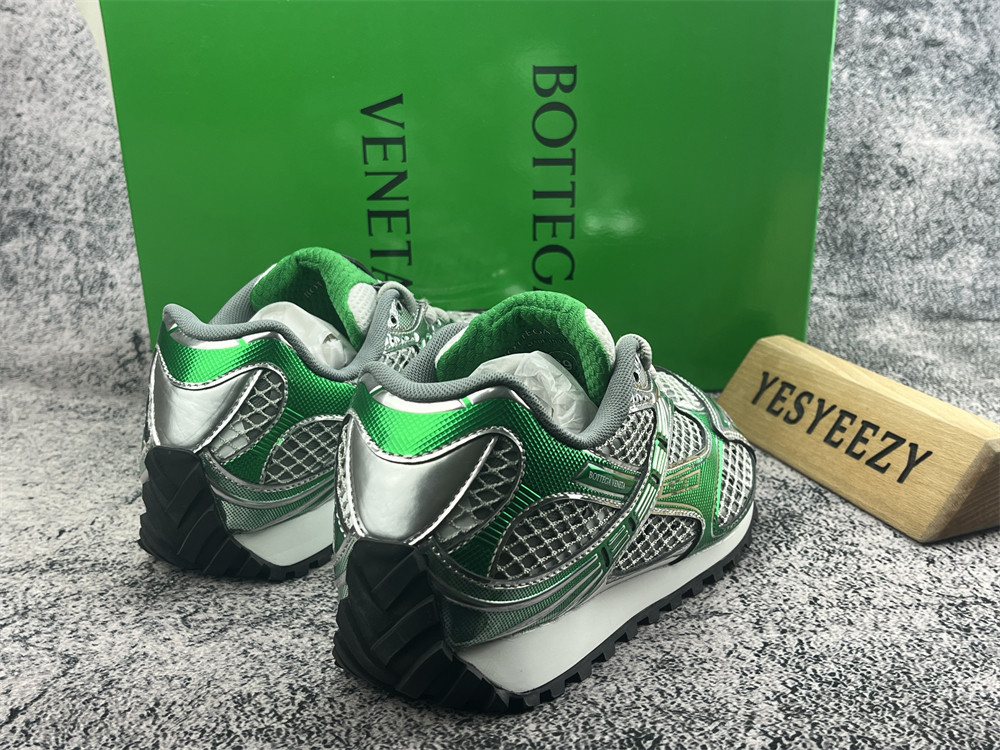 UA B0tt*ga Ven*ta Orbit Sneaker