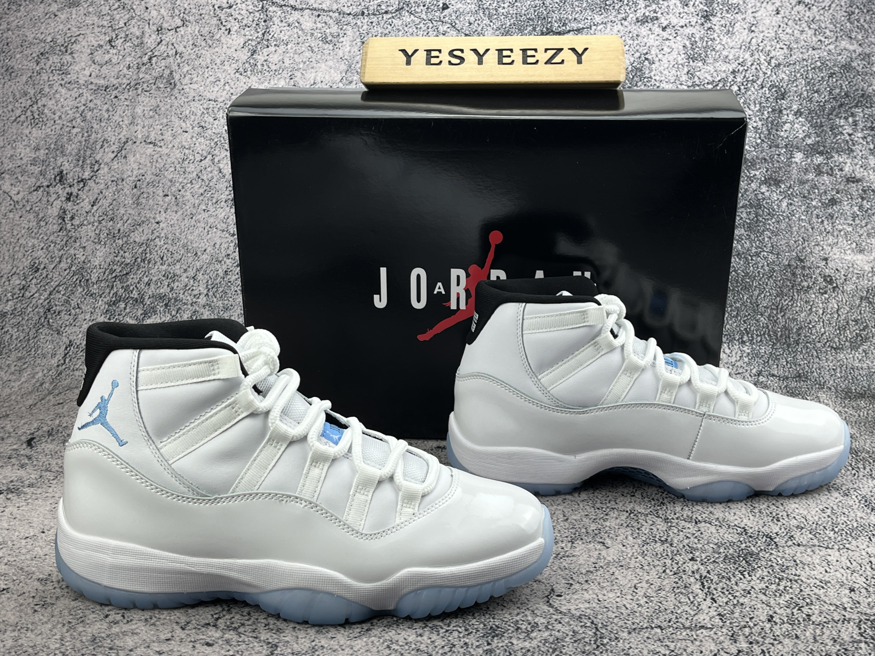 UA Jordan 11 Retro