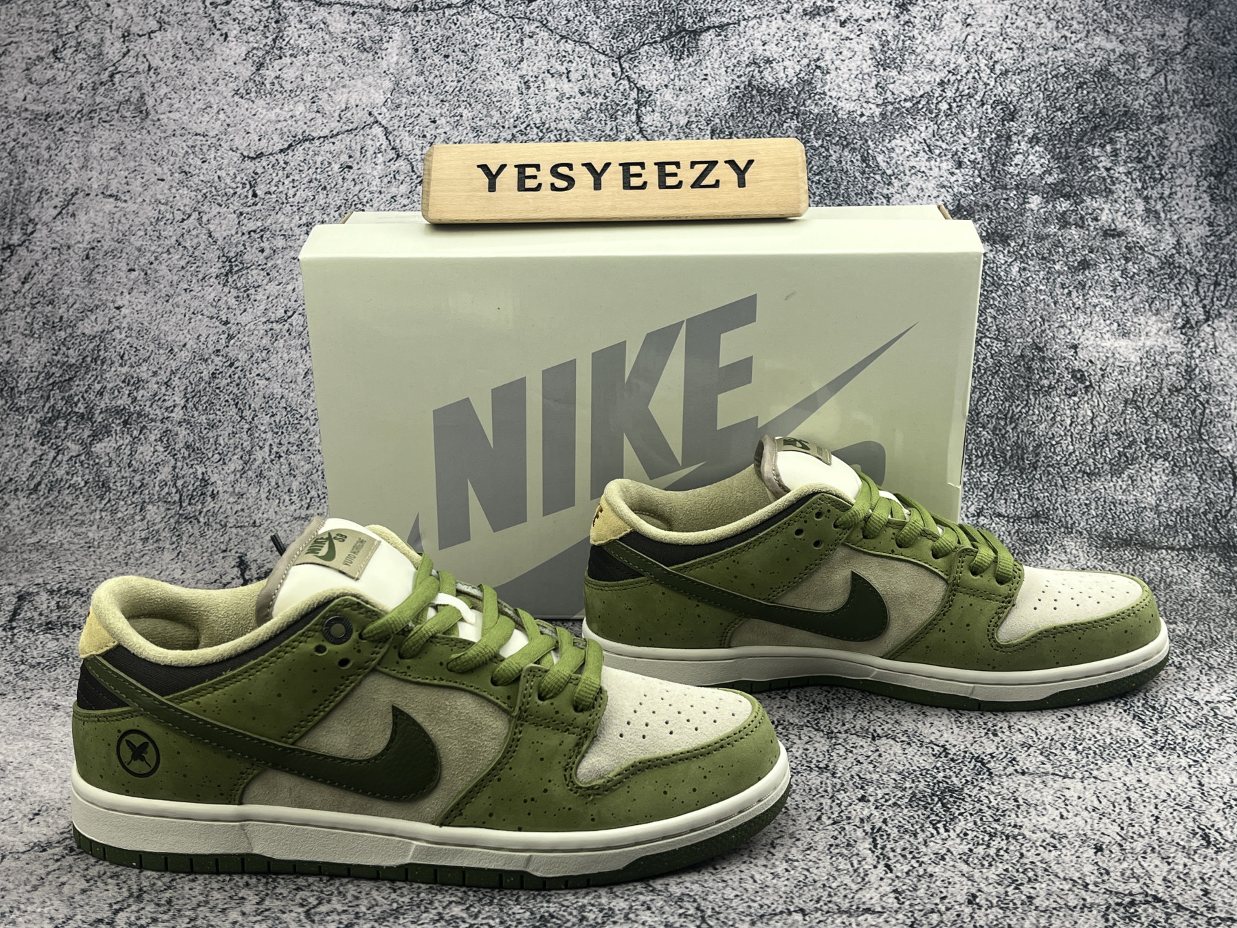 UA Nike SB Dunk Low