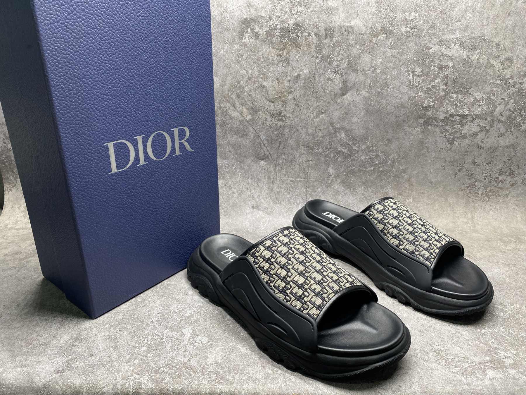 UA D10r Sandal