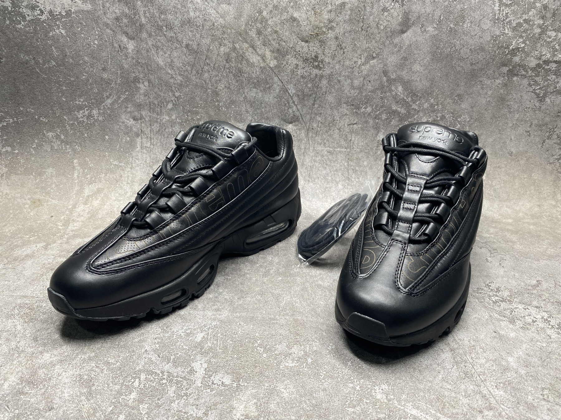 UA Nike Air Max 95