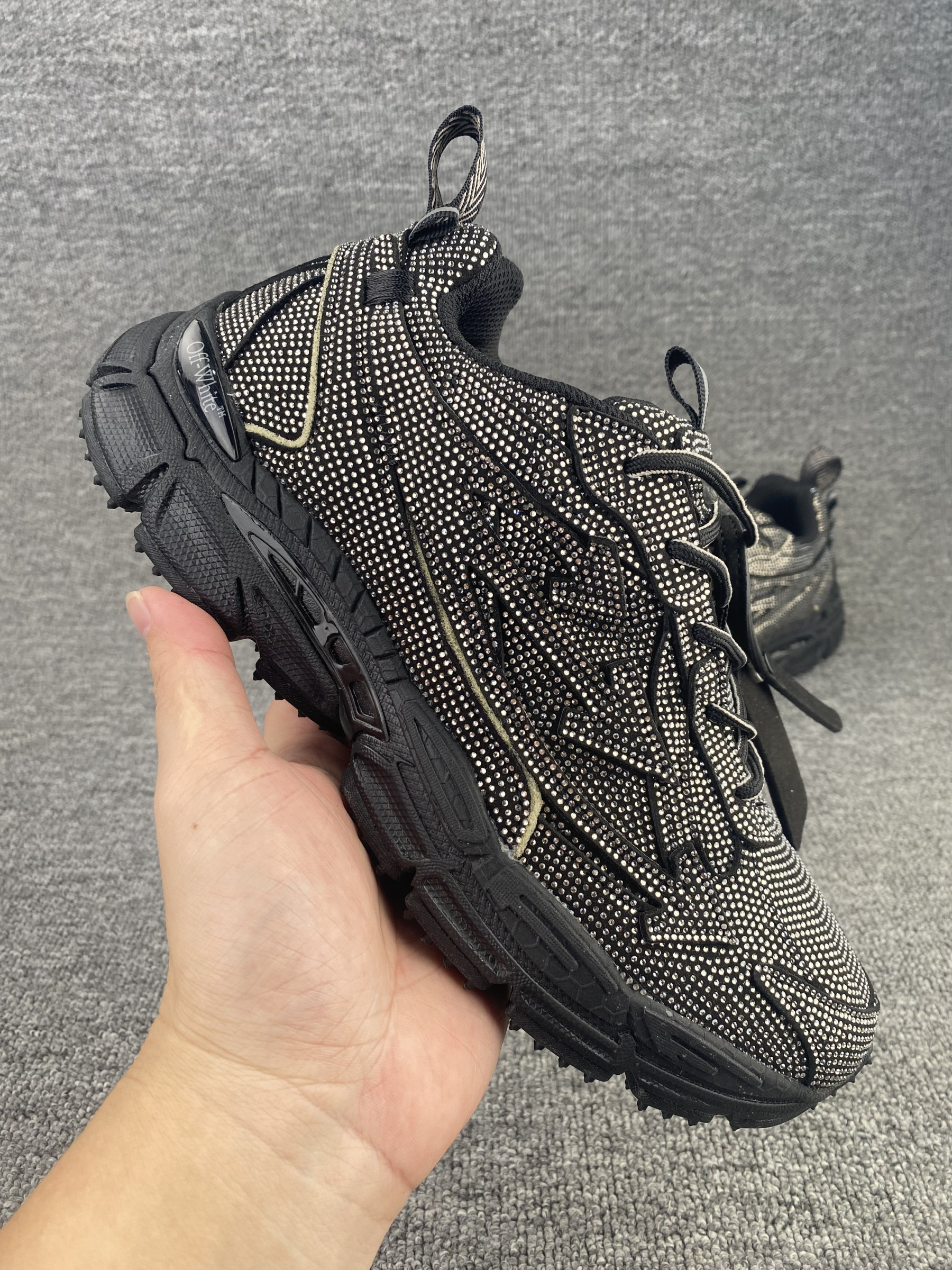UA Off-White "BE RIGHT BACK"
