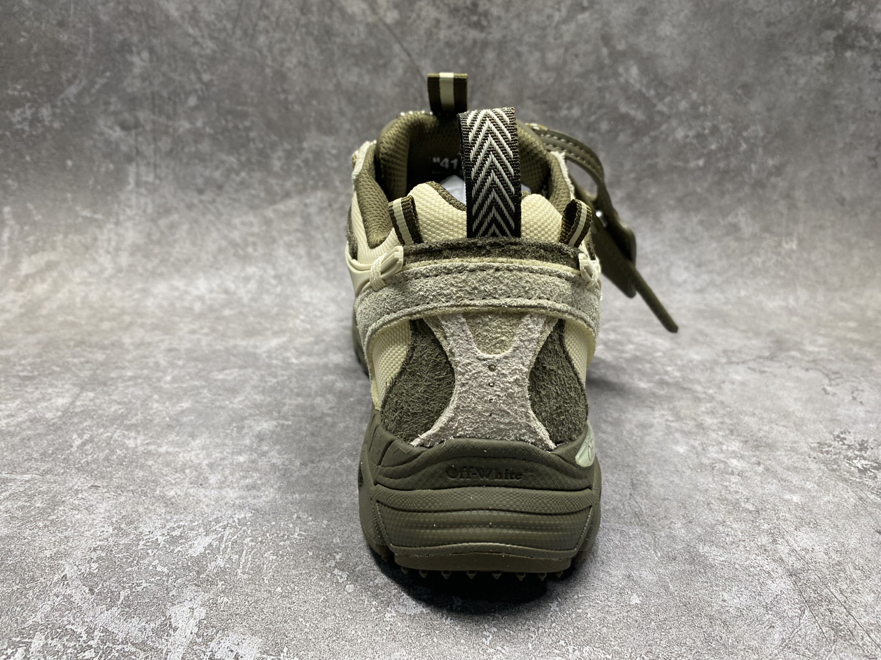 UA Off-White "BE RIGHT BACK"