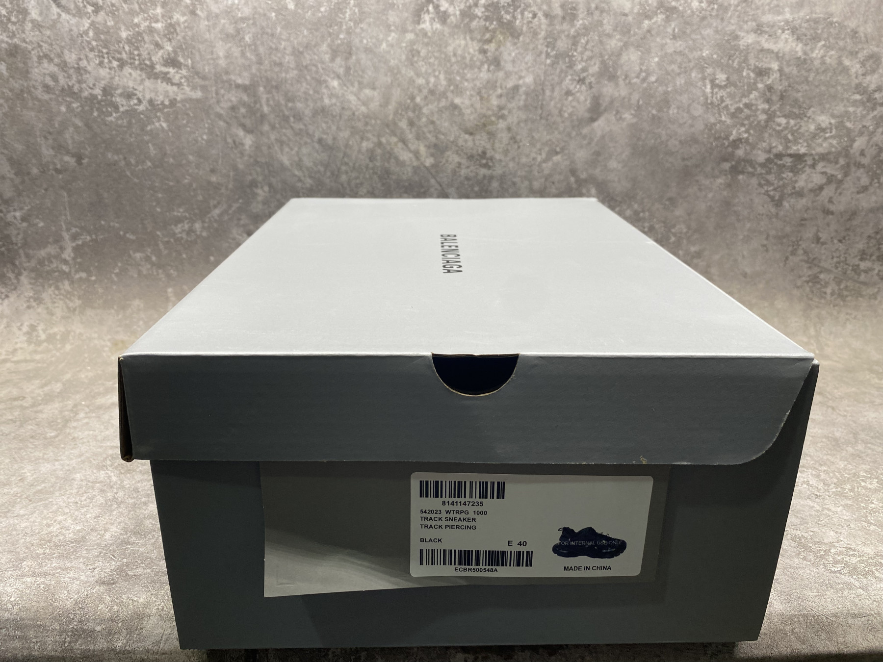 ua Ba1en*iaga track sneaker
