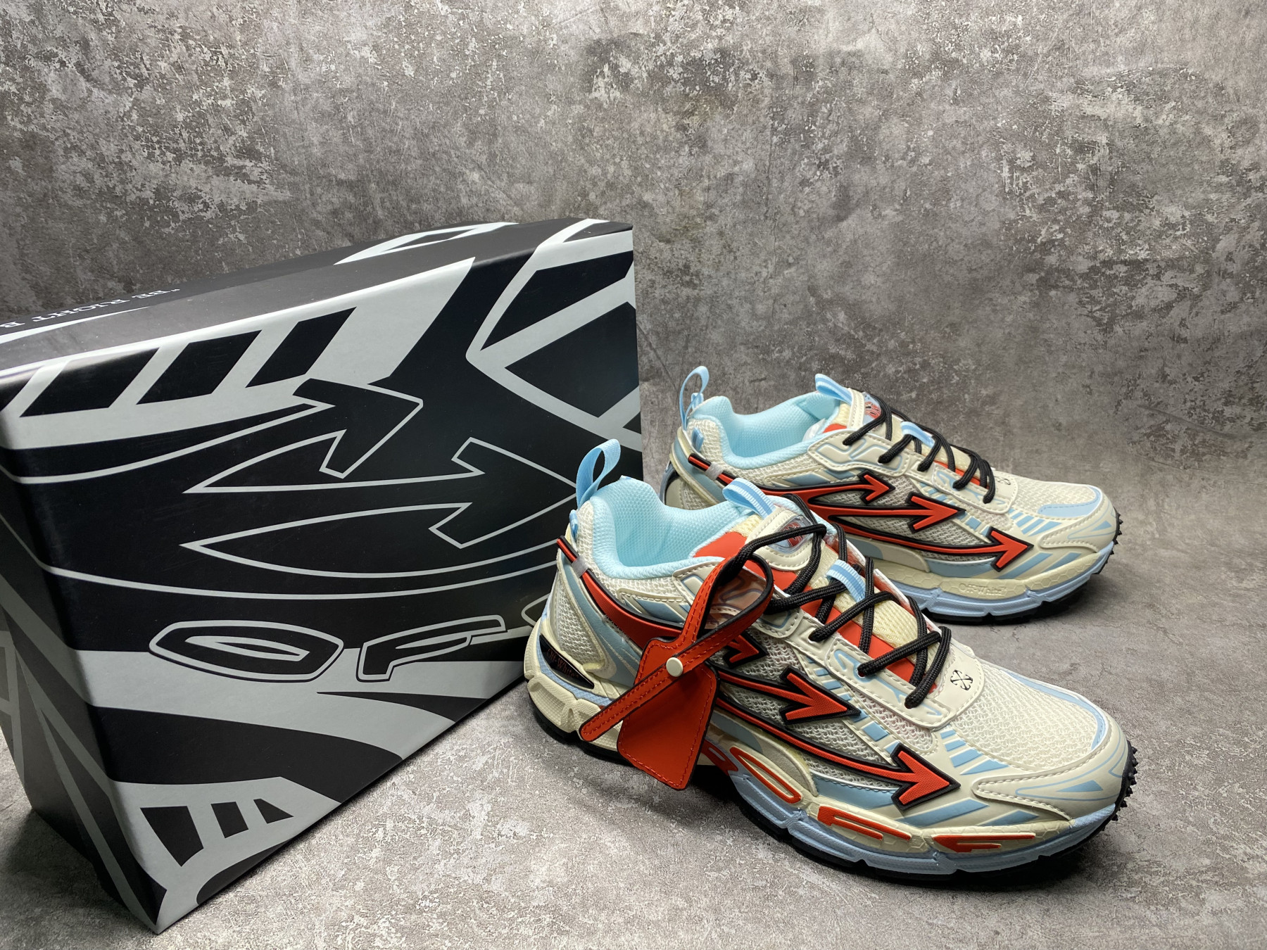 UA Off-White "BE RIGHT BACK"