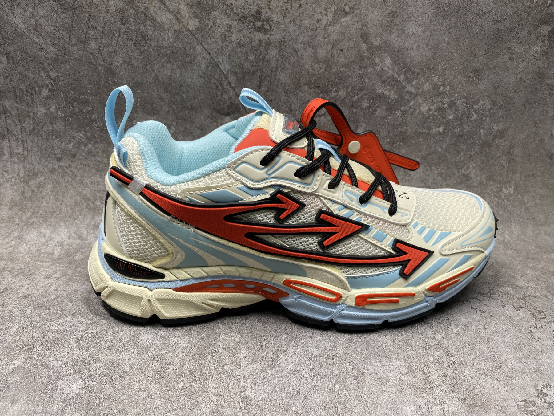 UA Off-White "BE RIGHT BACK"